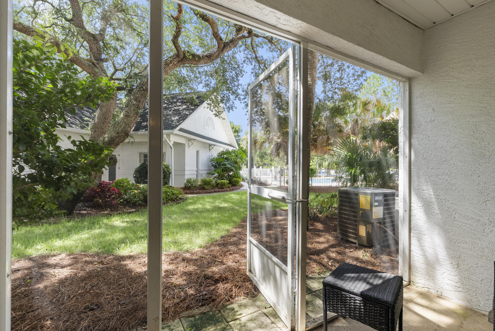THE FLORIDA CLUB - Residential