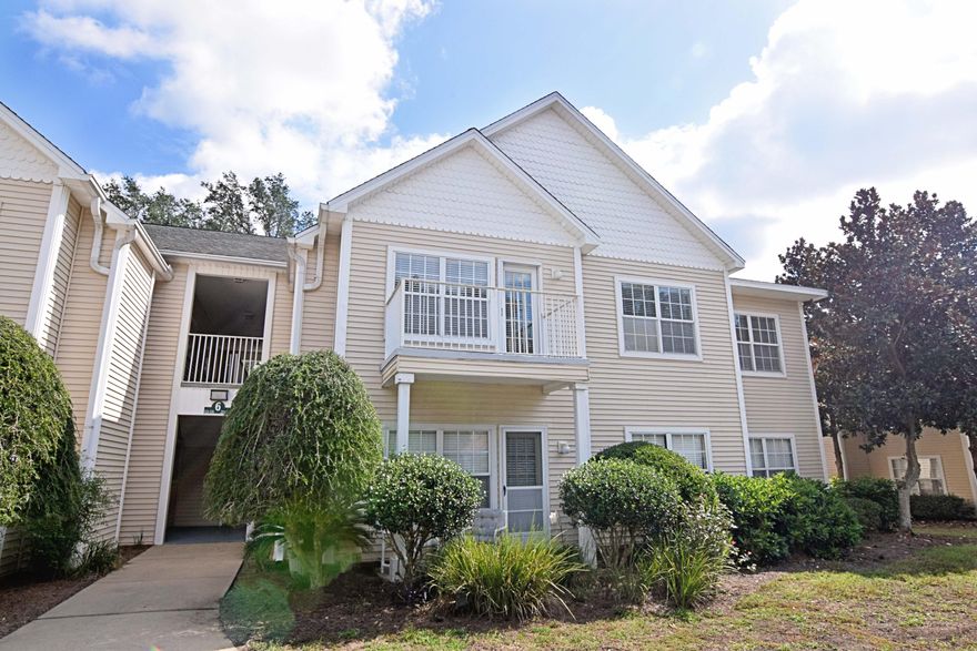 Second floor unit with balcony. A planned community with pool, picnic area, and professional landscaping. Low maintanance, 9ft vaulted ceilings, ceiling fans, 6 panel doors washer, dryer, dishwasher, frige,disposal, and microwave included. Easy Florida living.