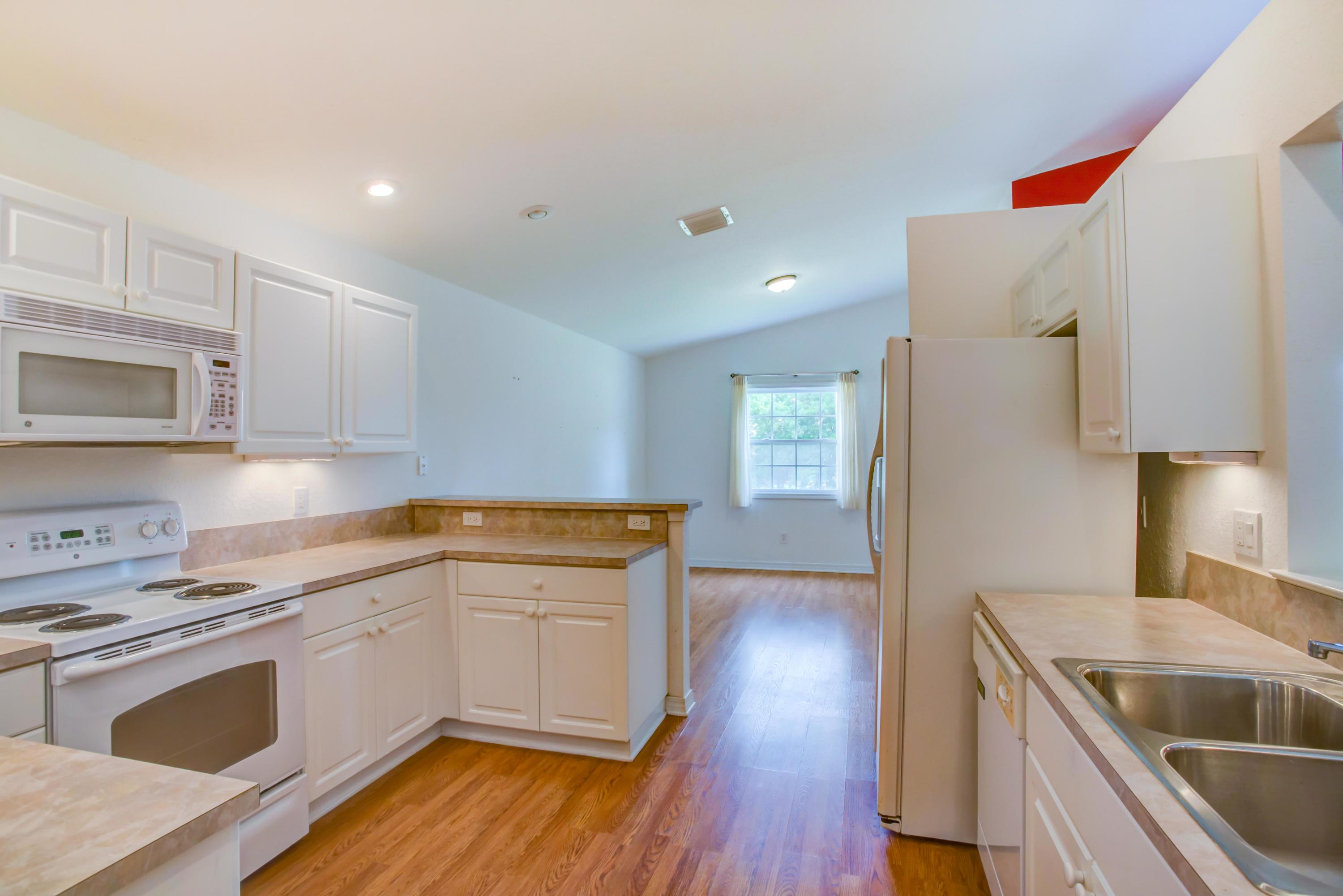 PALMETTO TRACE - Residential