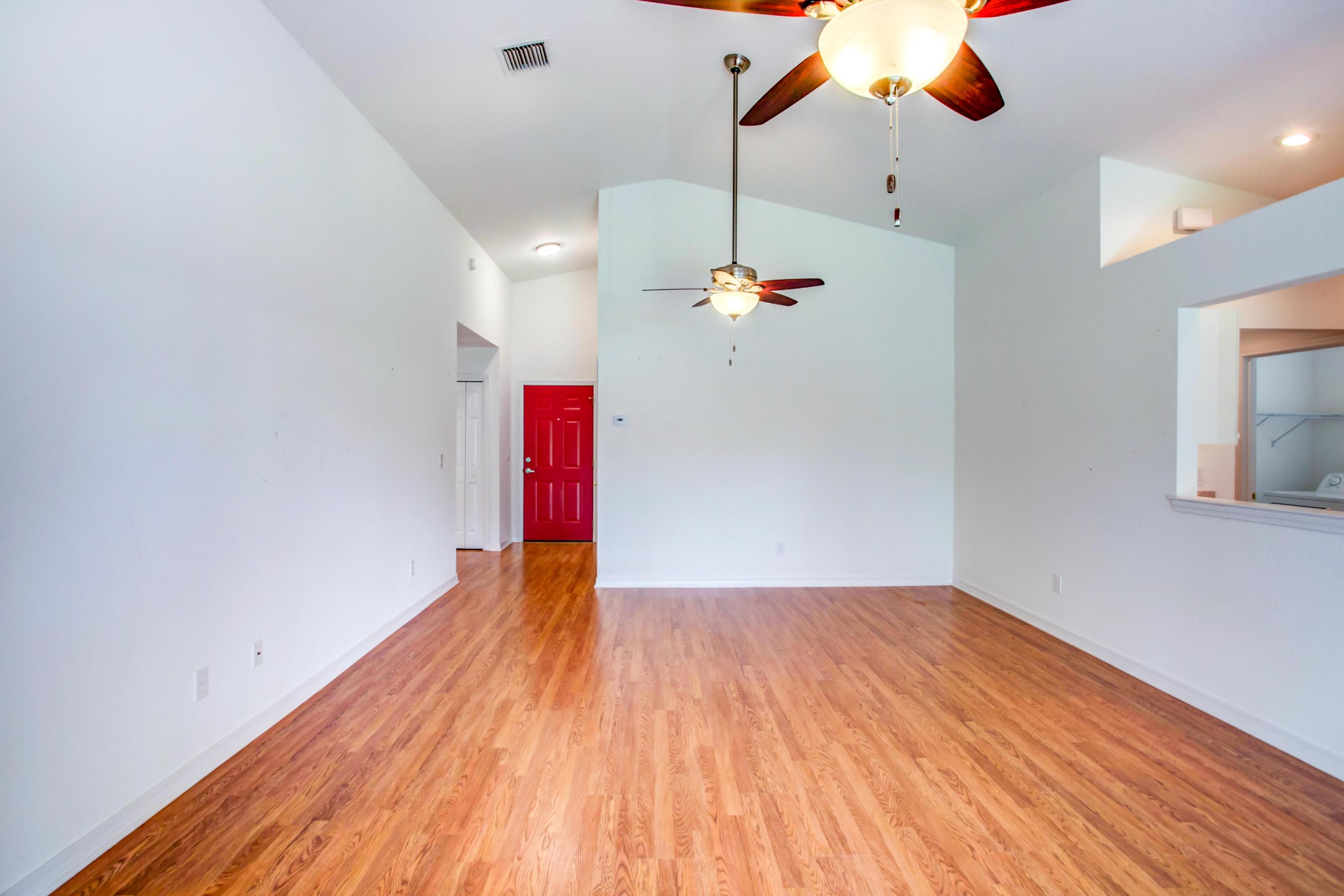 PALMETTO TRACE - Residential