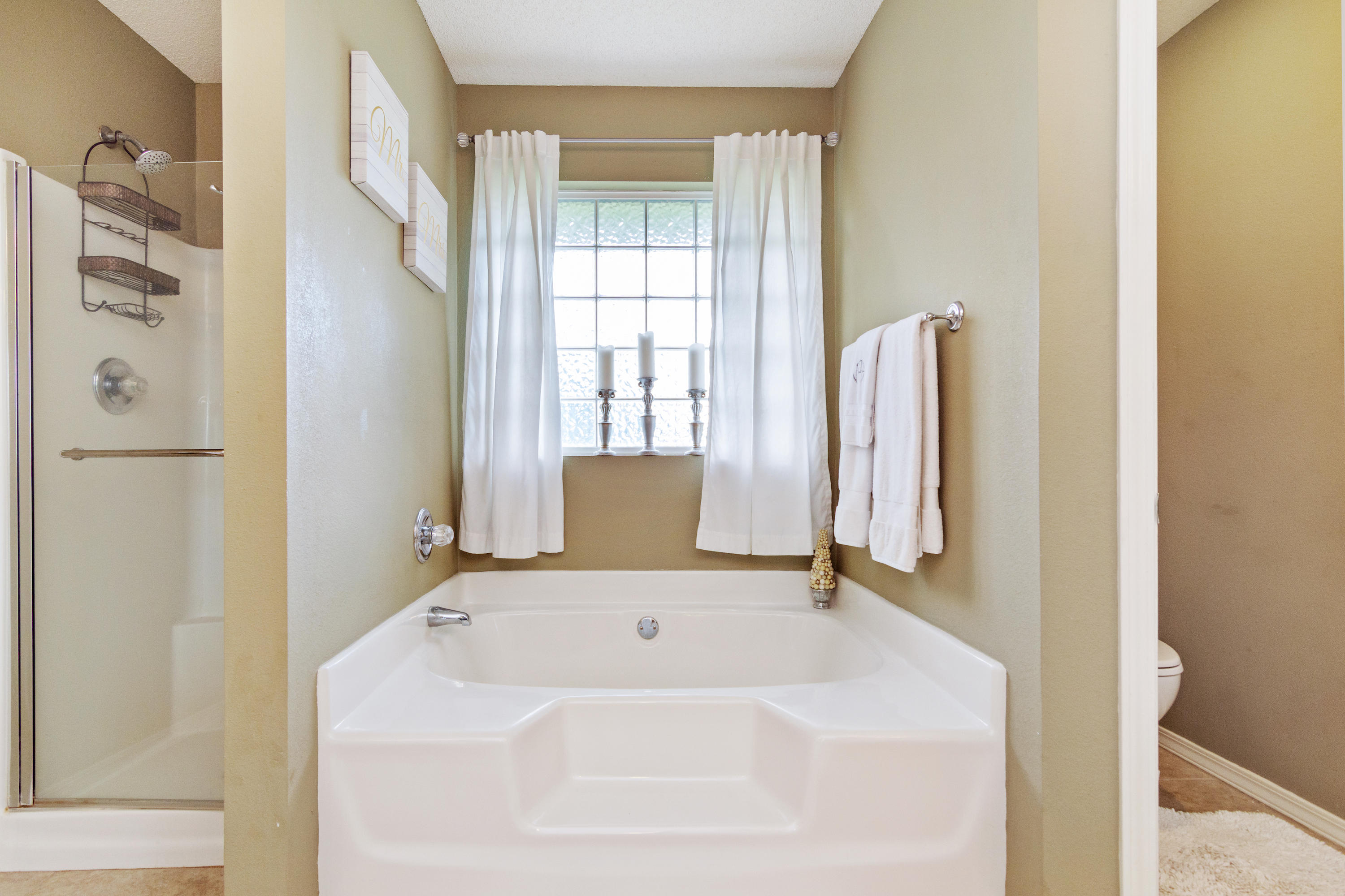 CREETWOODS - Residential