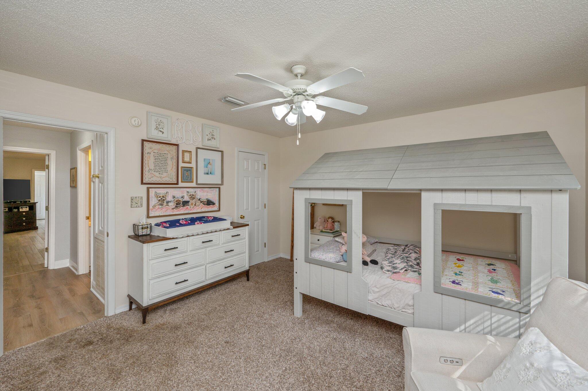 SILVER OAKS PH 1 - Residential