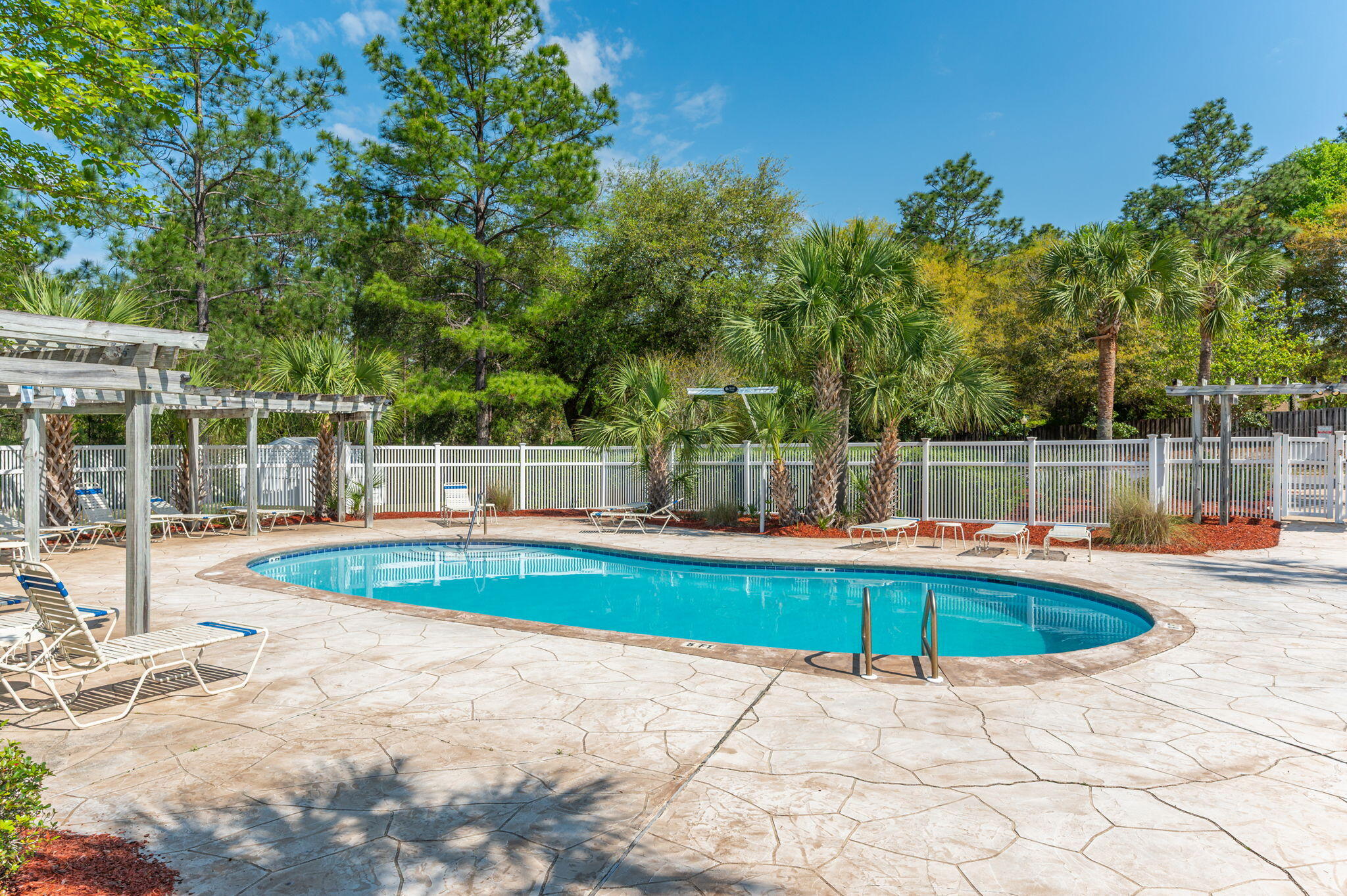SILVER OAKS PH 1 - Residential
