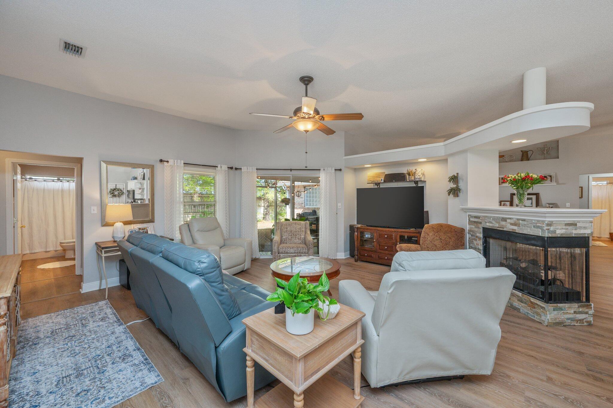 SILVER OAKS PH 1 - Residential