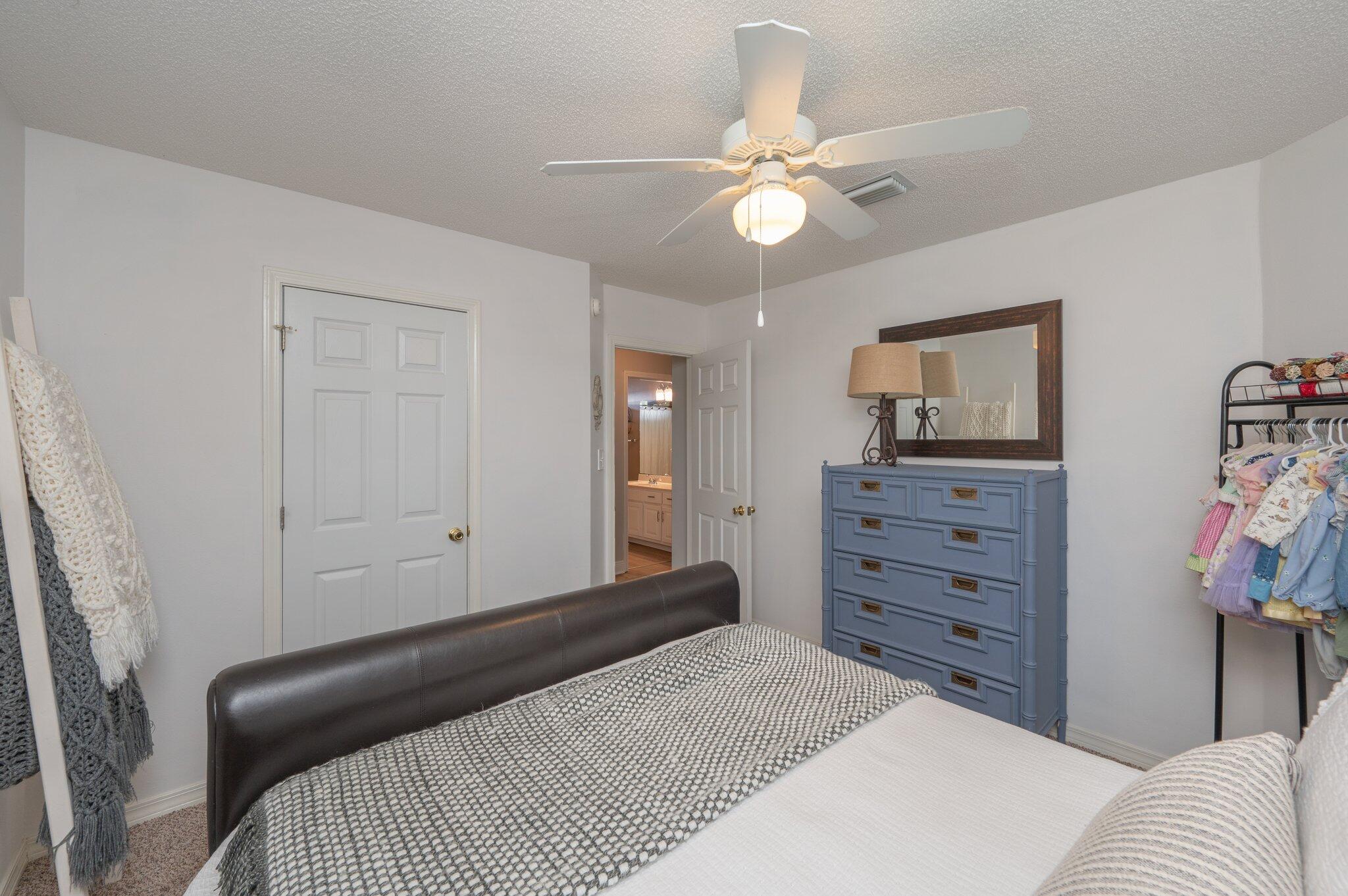 SILVER OAKS PH 1 - Residential