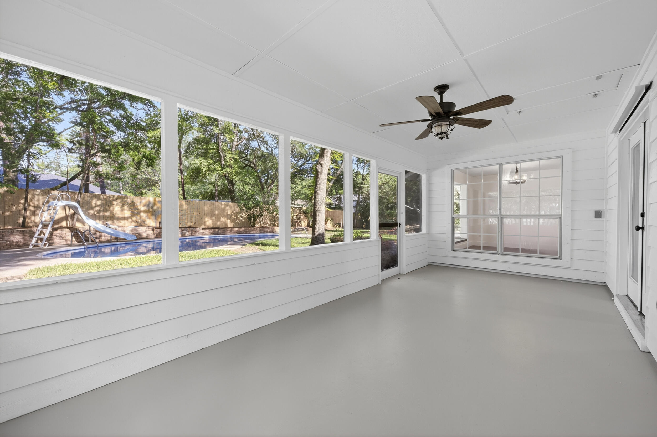 SAILBOAT COVE S/D - Residential