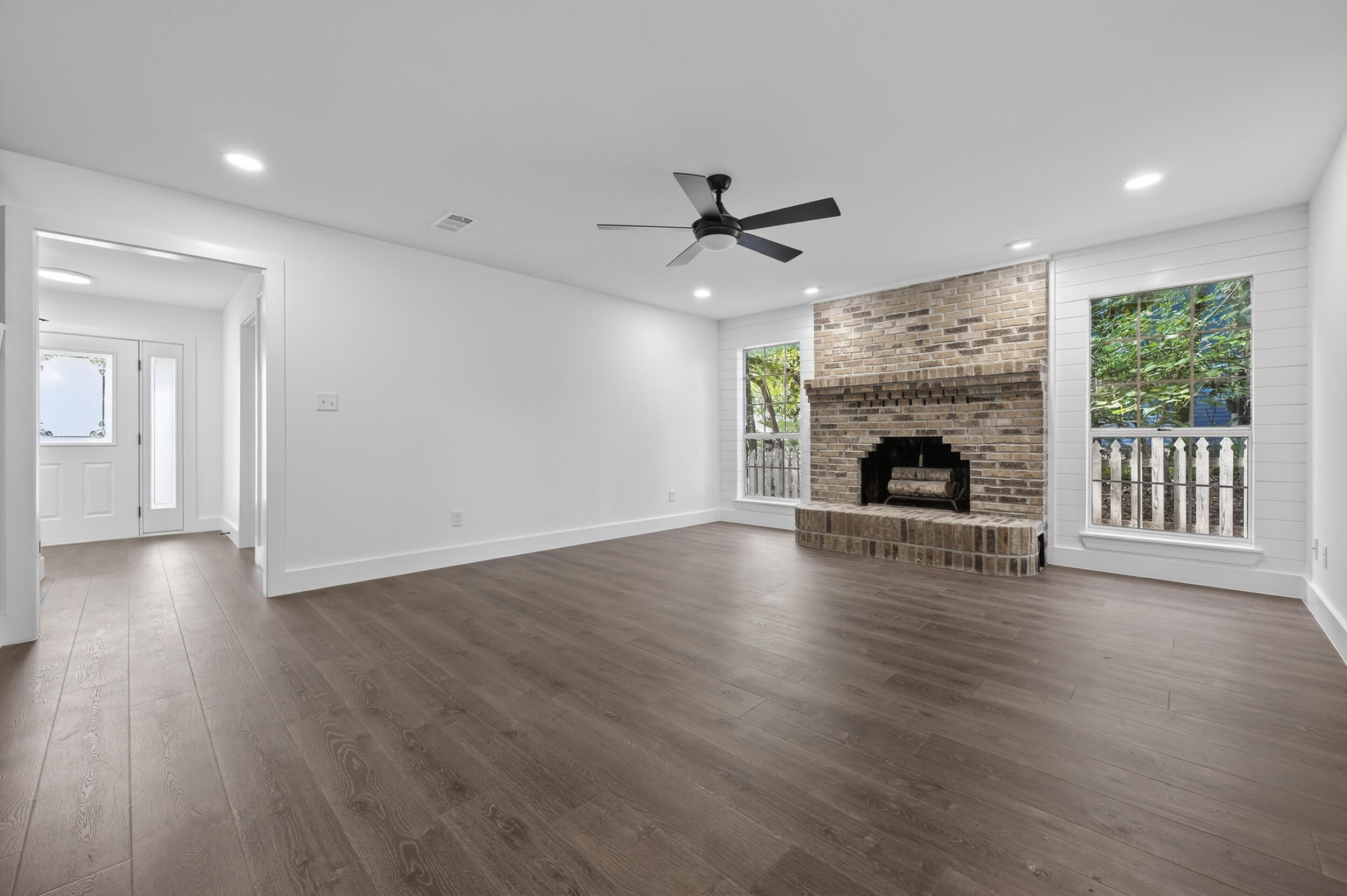 SAILBOAT COVE S/D - Residential