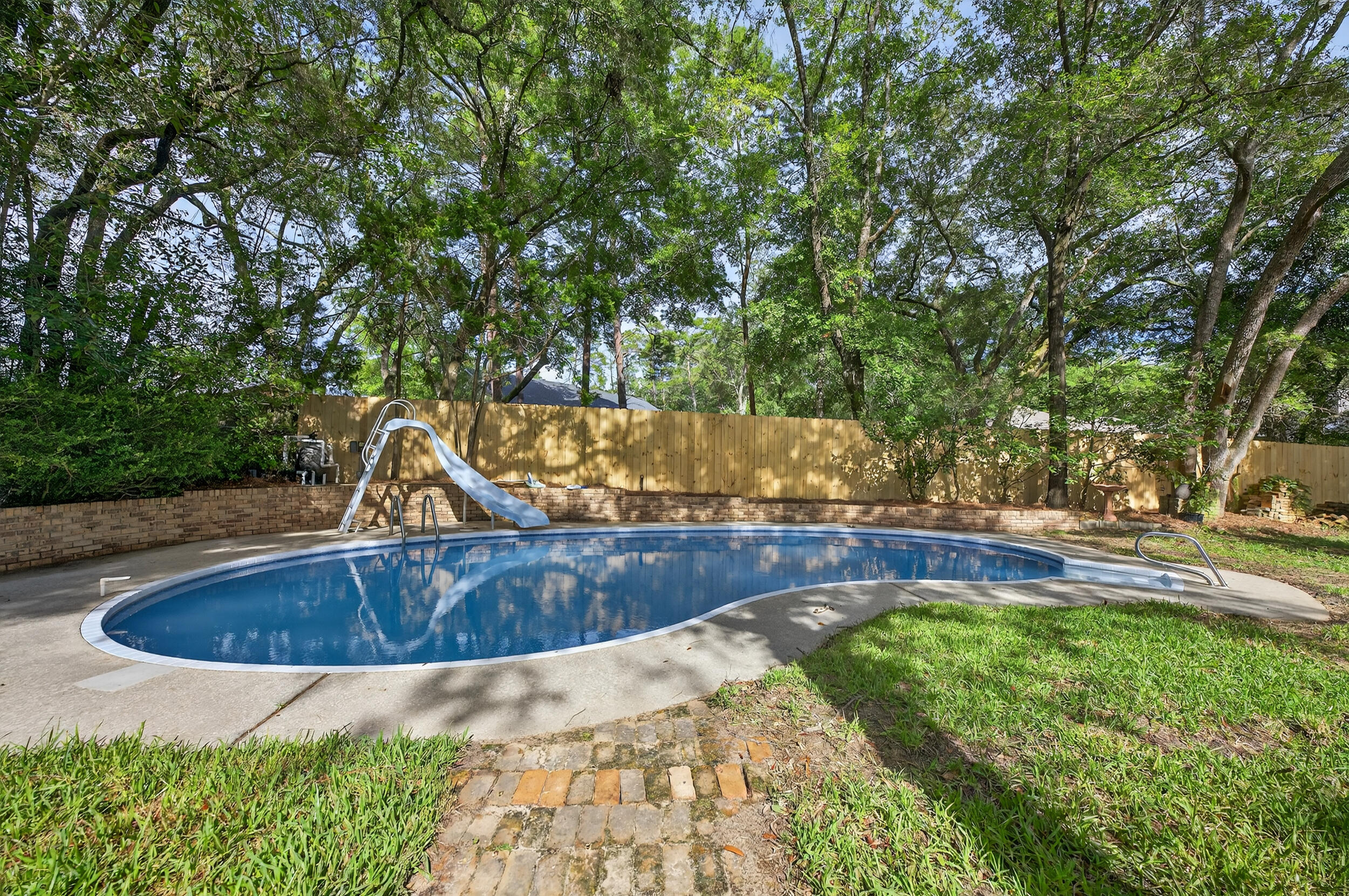 SAILBOAT COVE S/D - Residential
