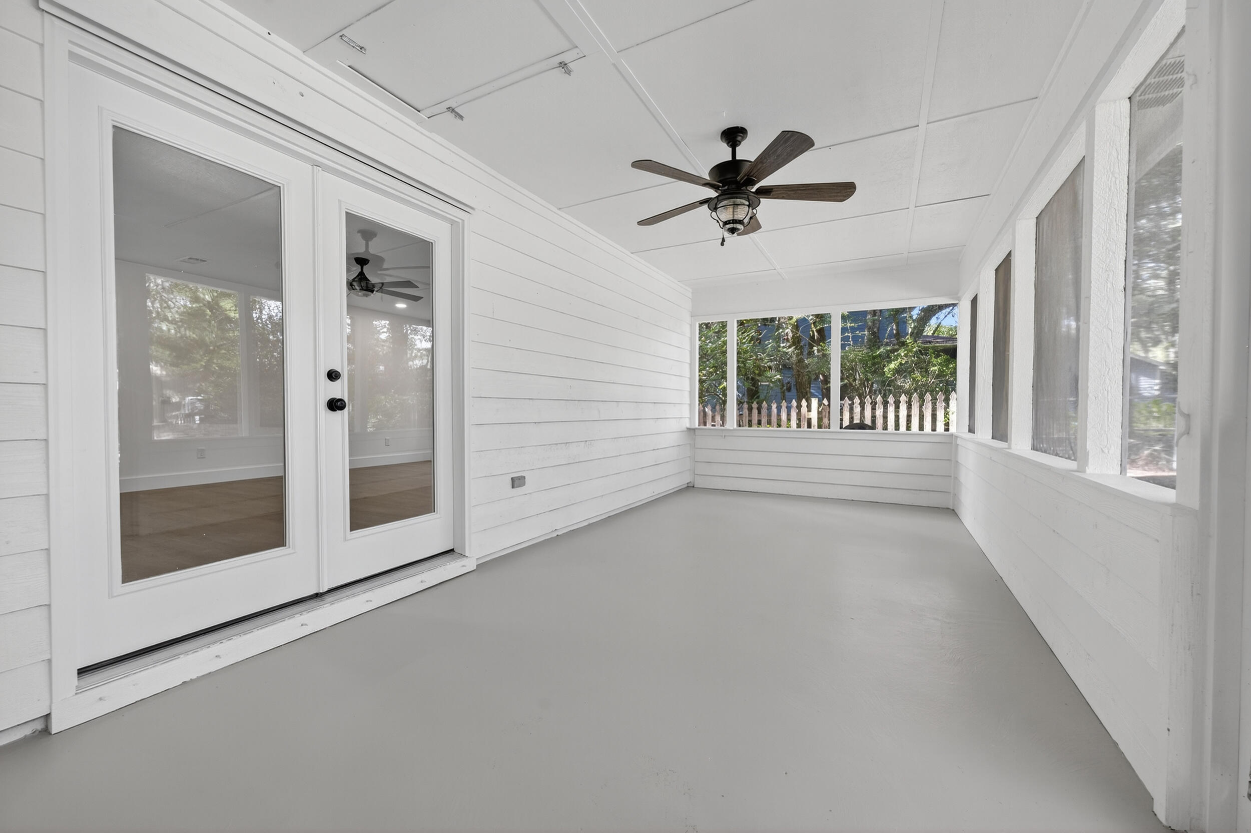 SAILBOAT COVE S/D - Residential