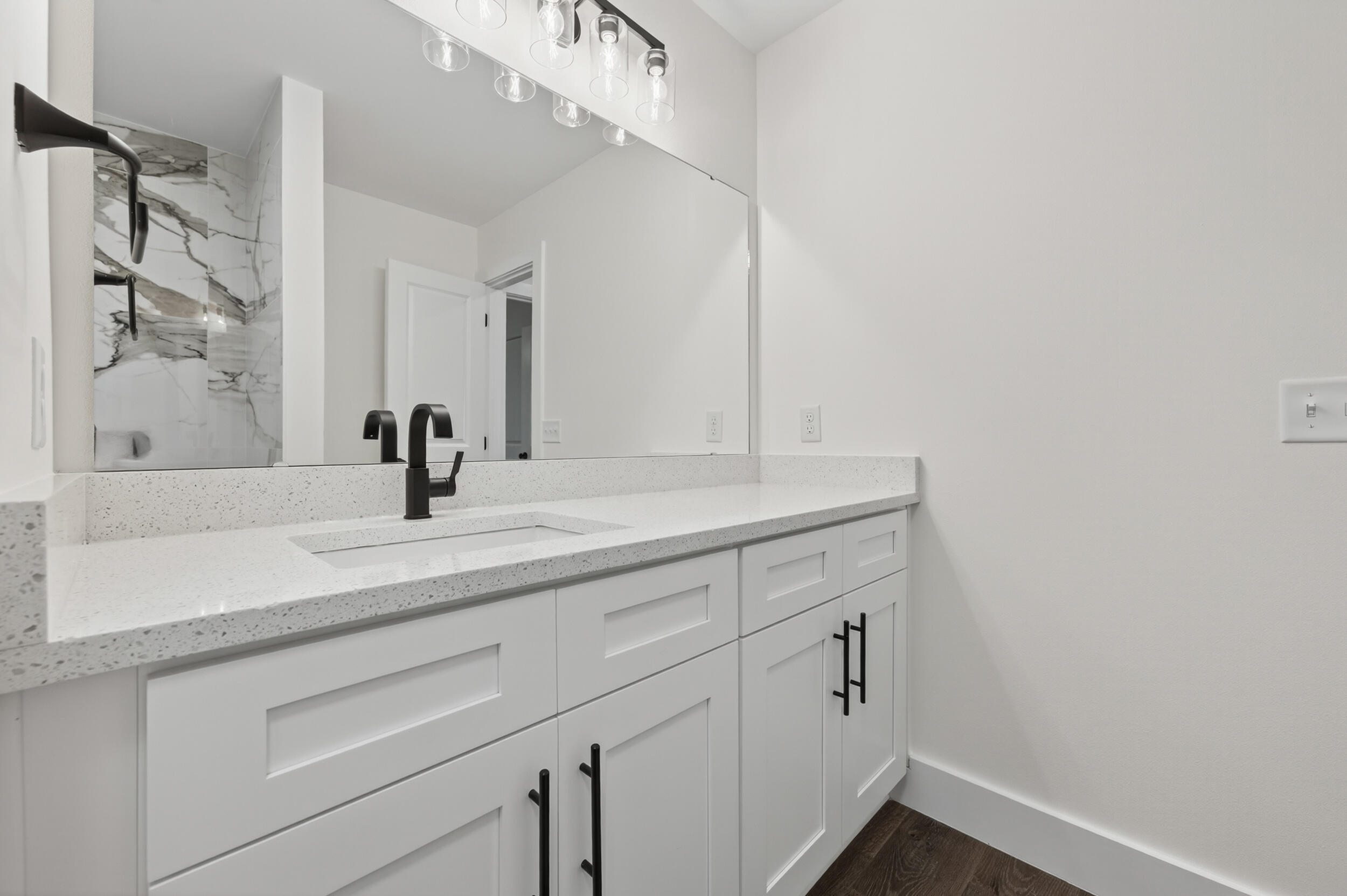SAILBOAT COVE S/D - Residential