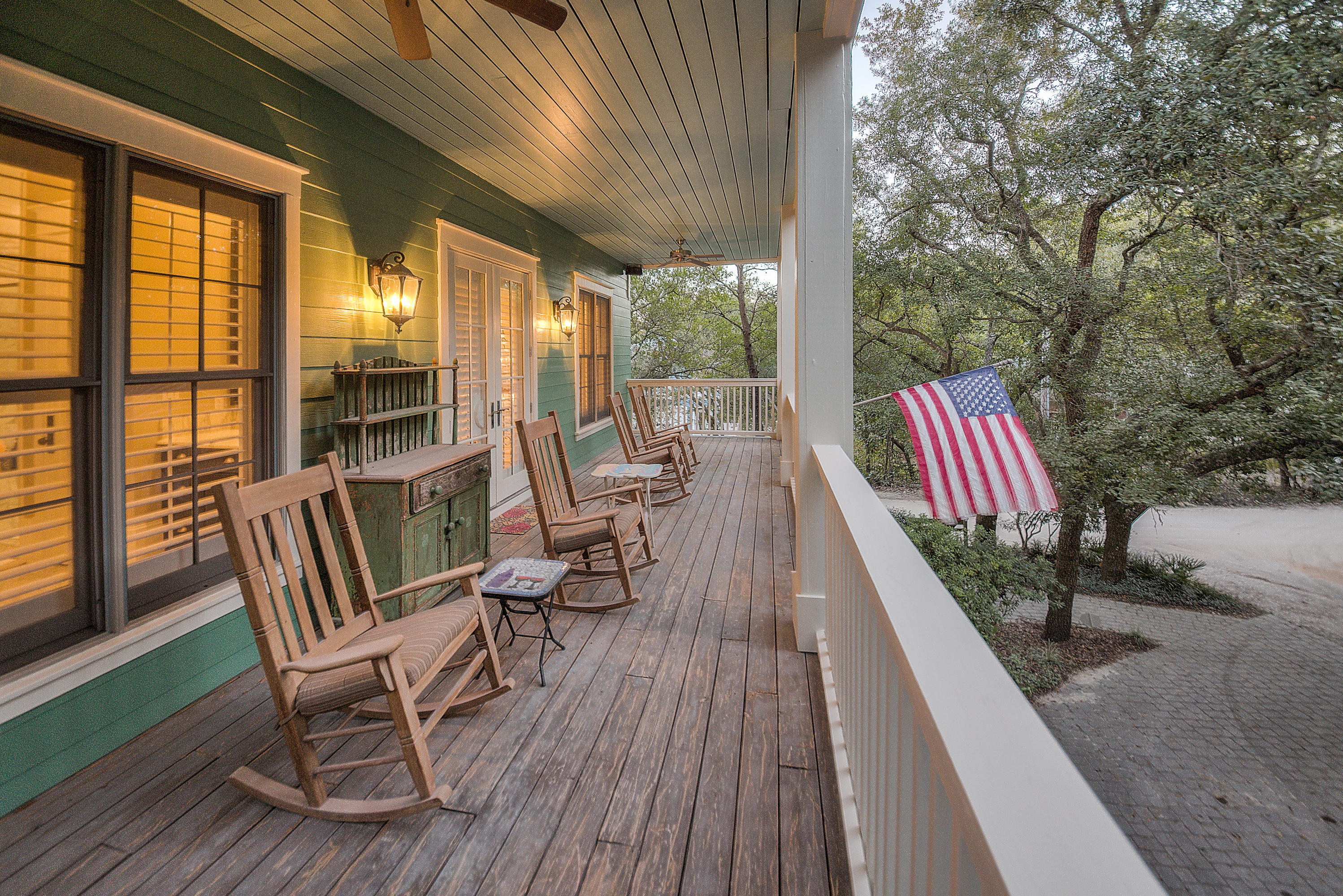 SEAGROVE 1ST ADDN - Residential