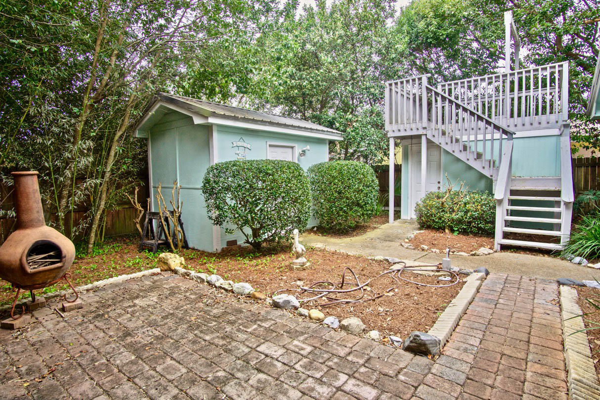 RIVIERA BEACH - Residential