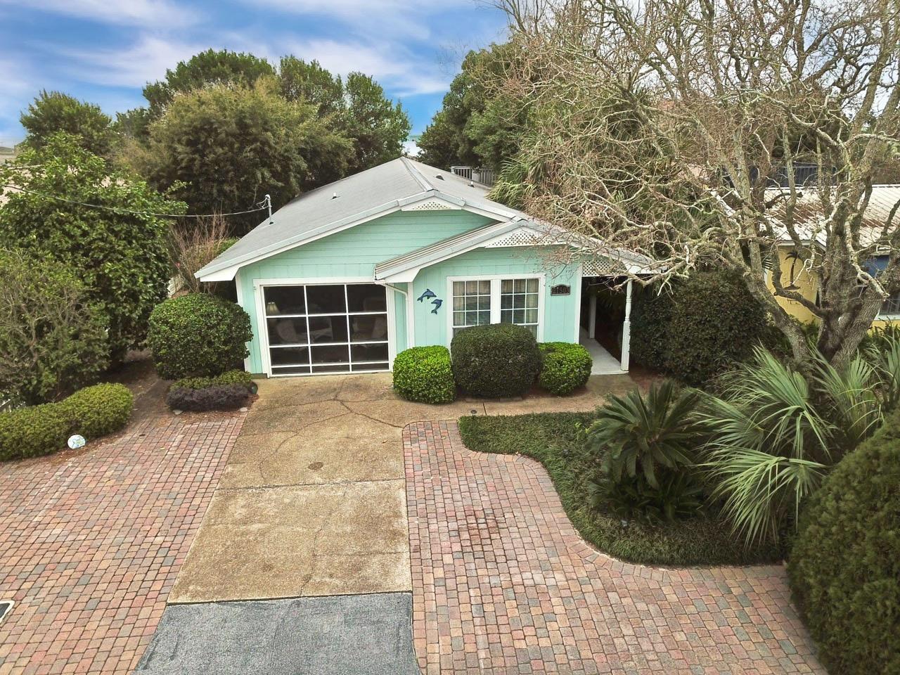 RIVIERA BEACH - Residential