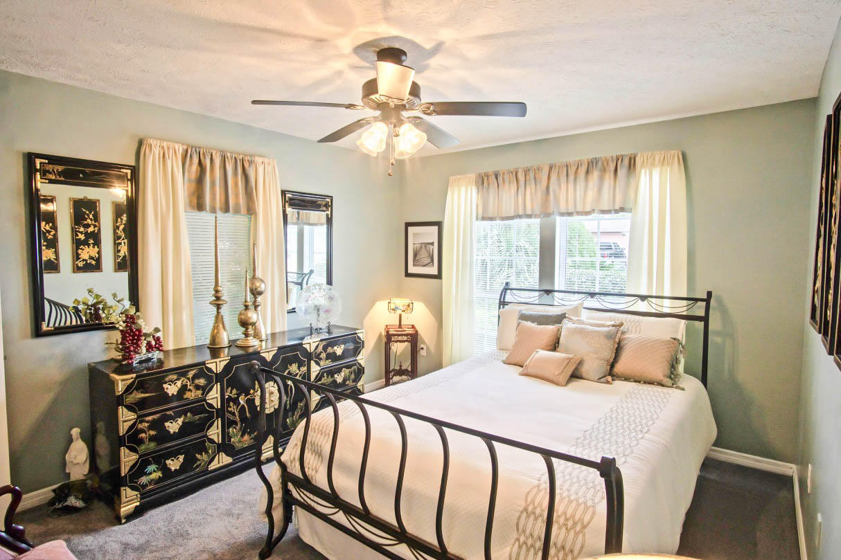 RIVIERA BEACH - Residential