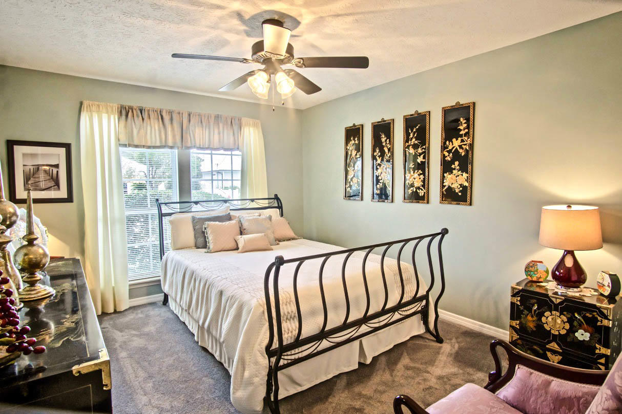 RIVIERA BEACH - Residential