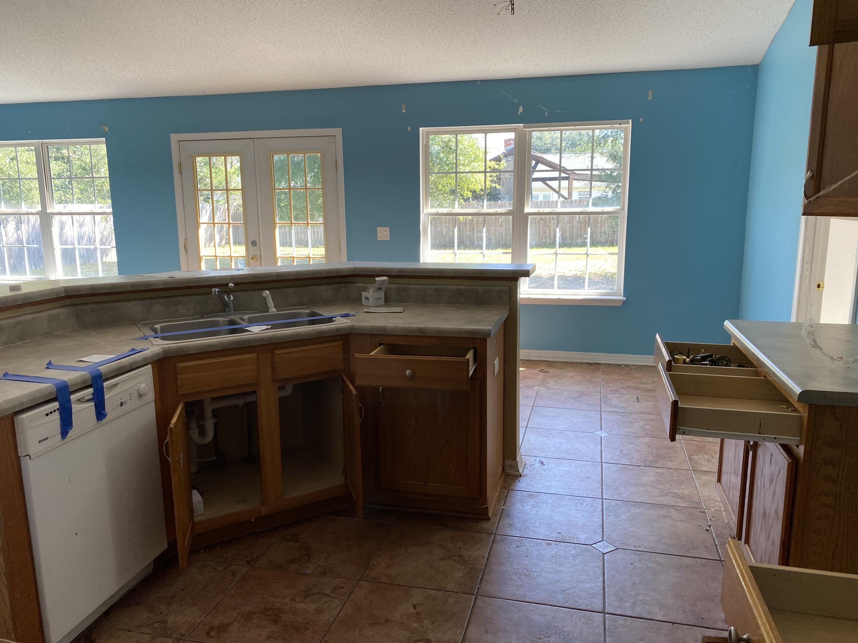 TRIPLE LAKES ESTATES - Residential