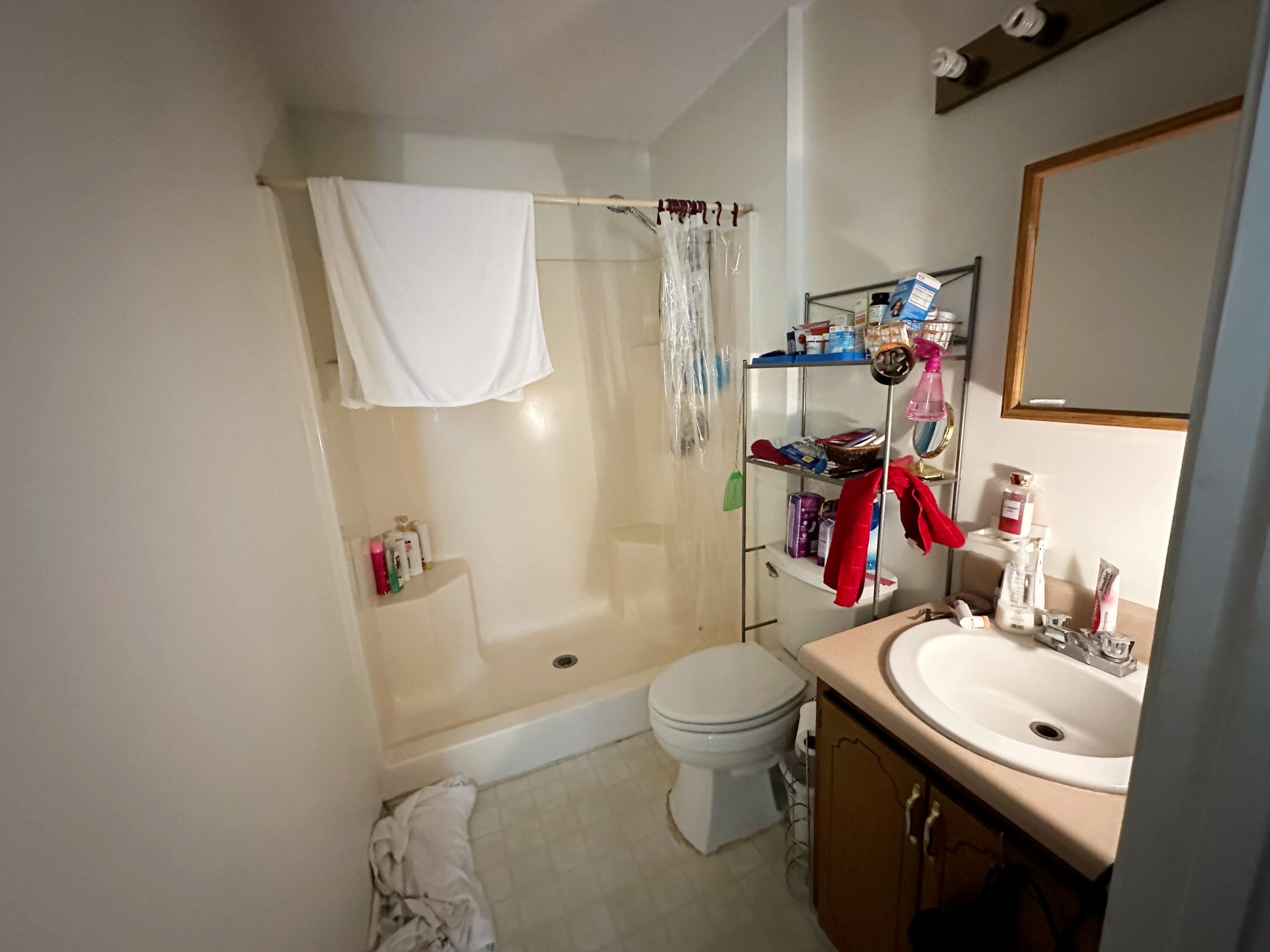 NO RECORDED SUBDIVISION - Residential