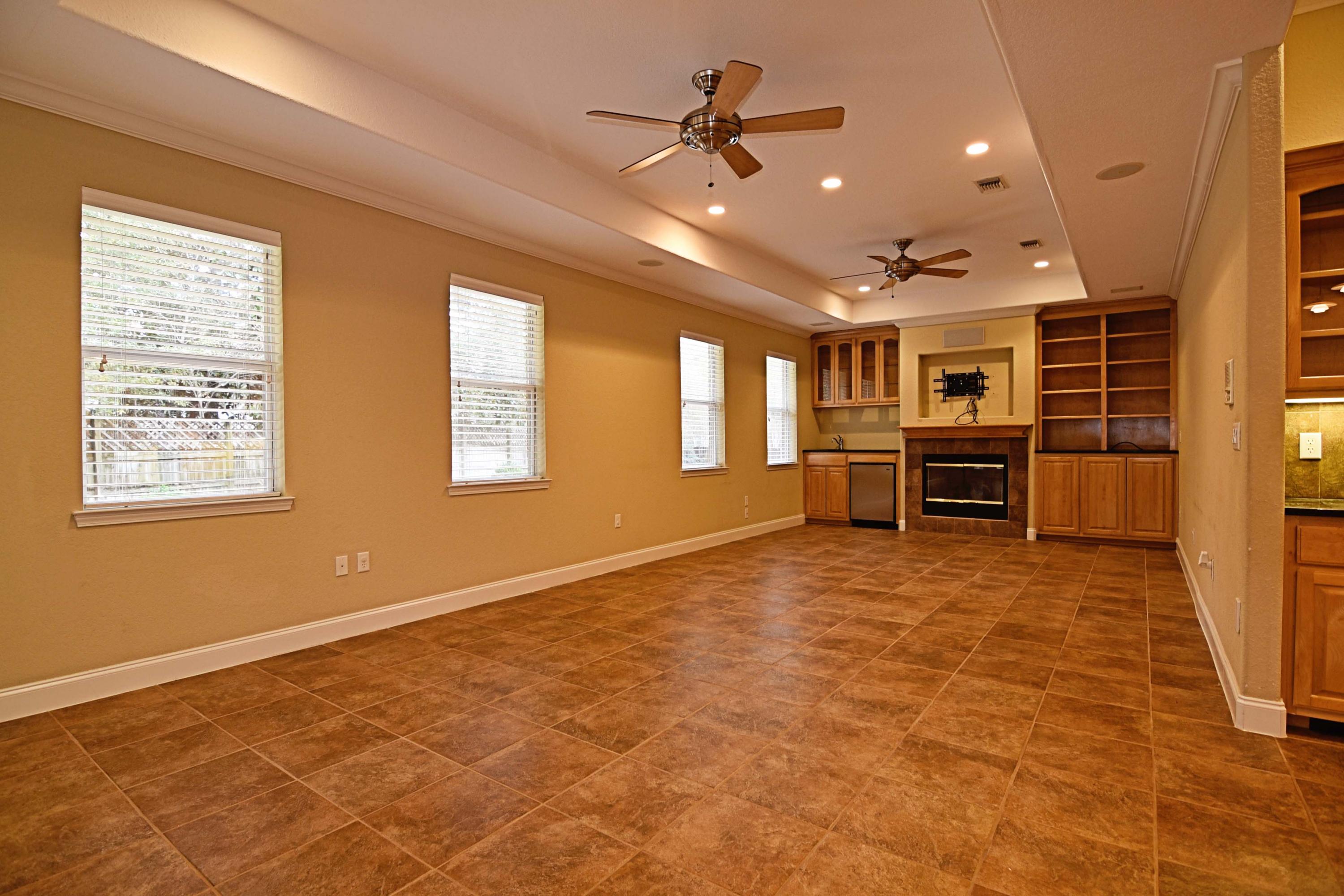 BAYSHORE PLACE PH 8 - Residential