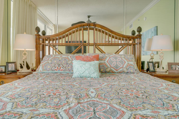 MAJESTIC BEACH TOWERS I - Residential