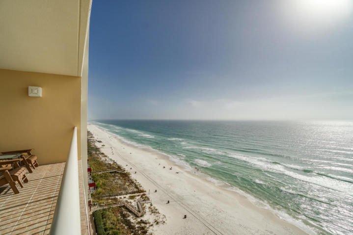 MAJESTIC BEACH TOWERS I - Residential