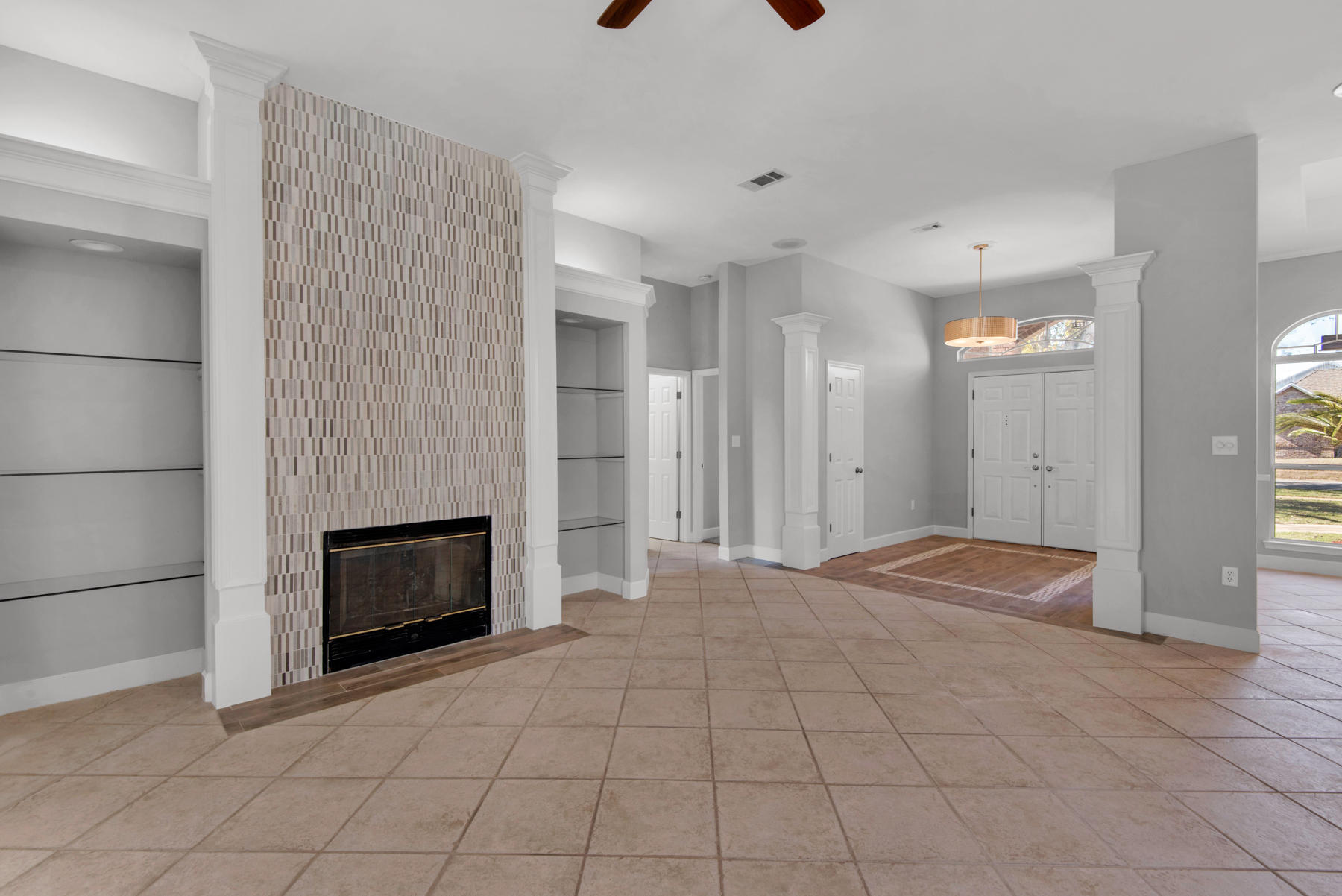 CASTELAR - Residential