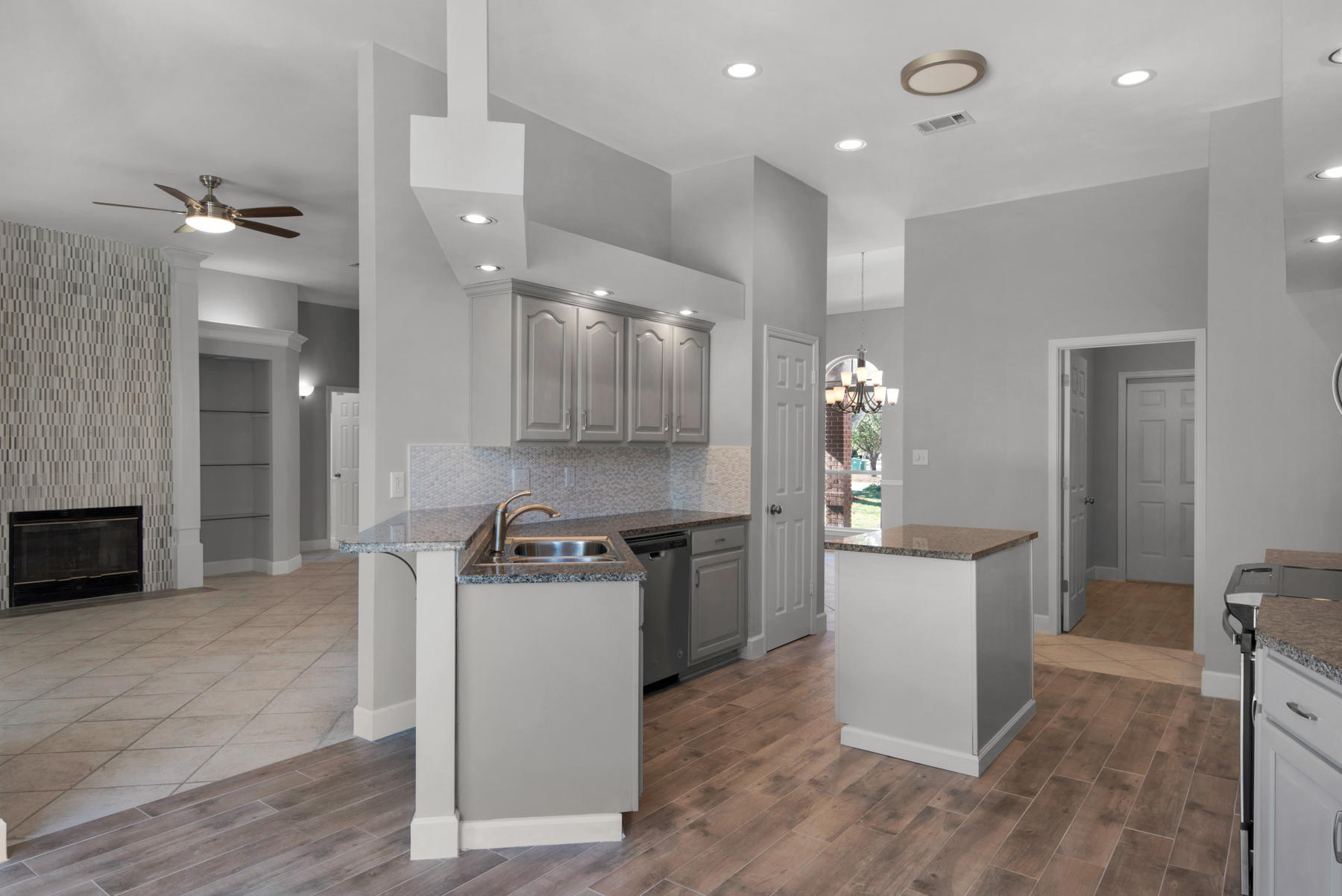 CASTELAR - Residential