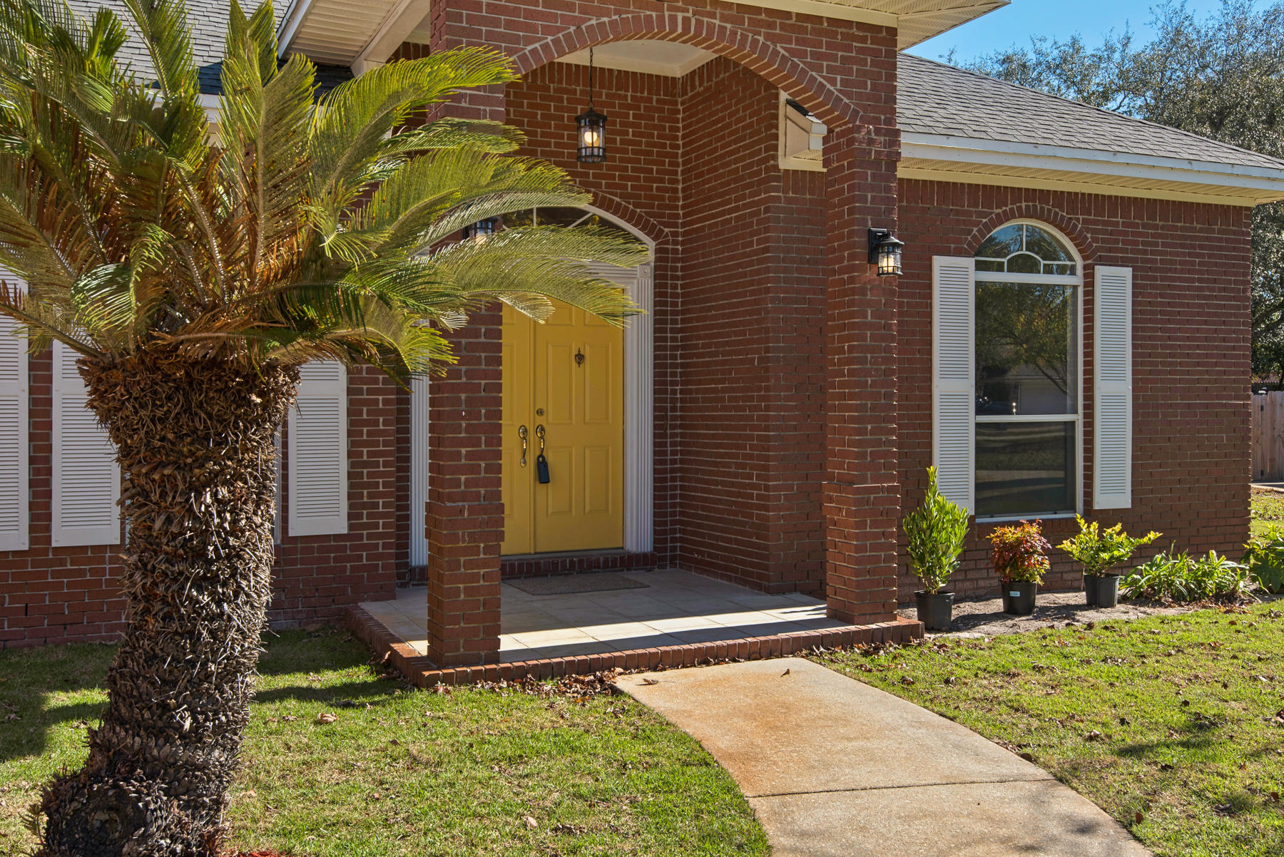 CASTELAR - Residential