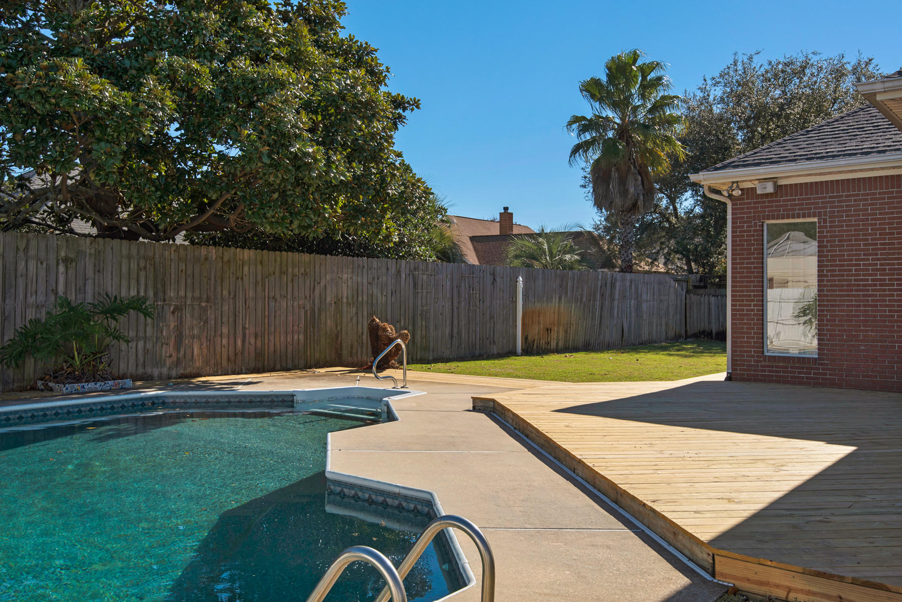 CASTELAR - Residential