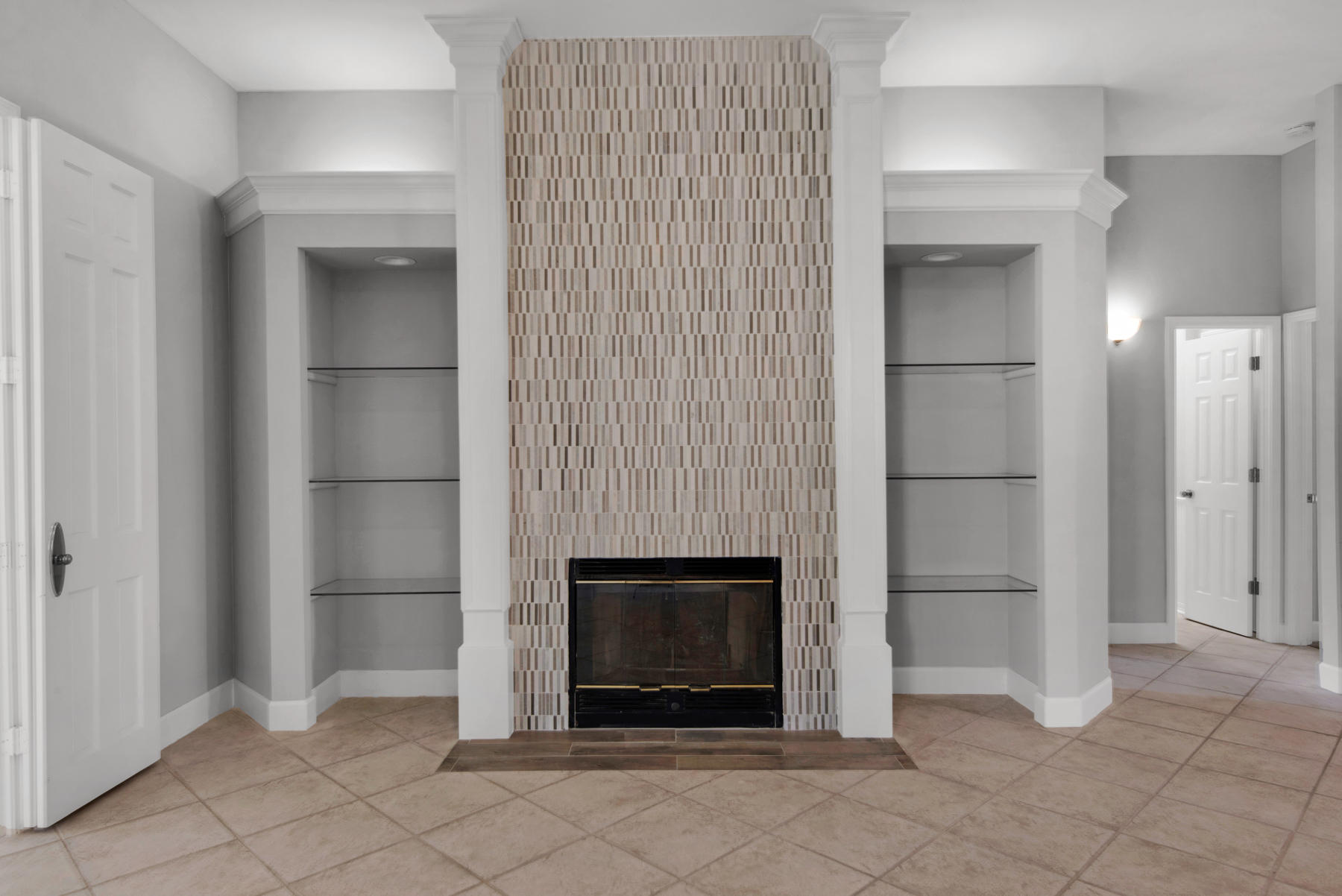 CASTELAR - Residential