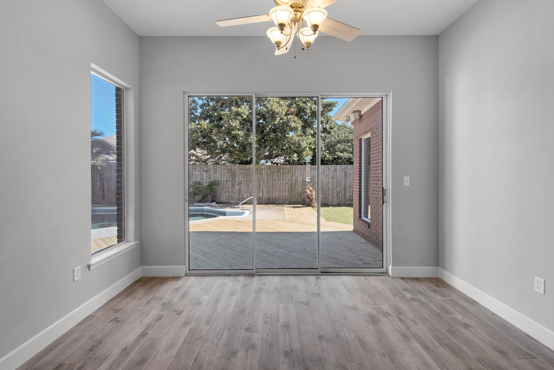 CASTELAR - Residential