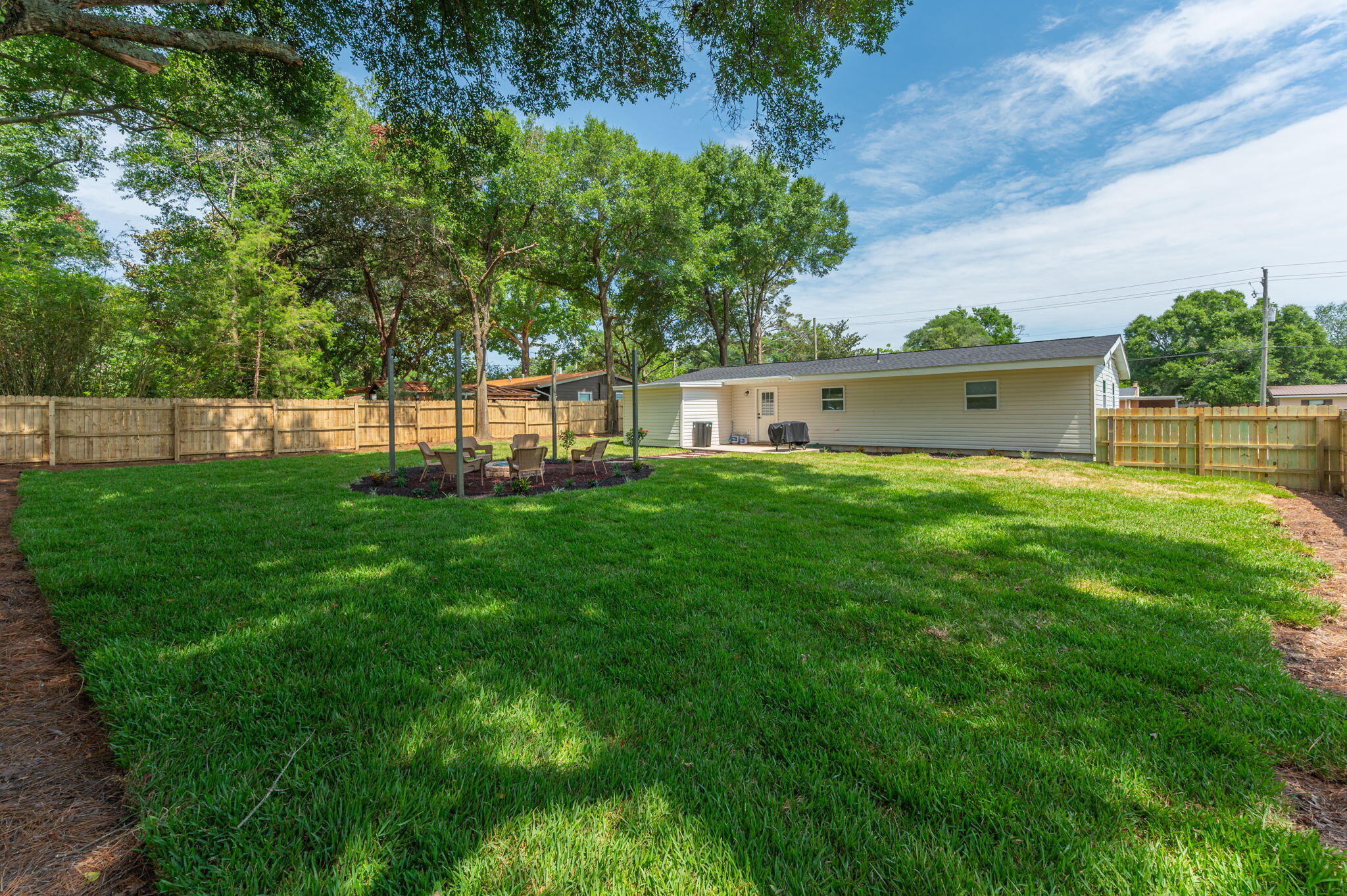 1ST ADD BEL-AIR S/D LOT 24 BLK A - Residential