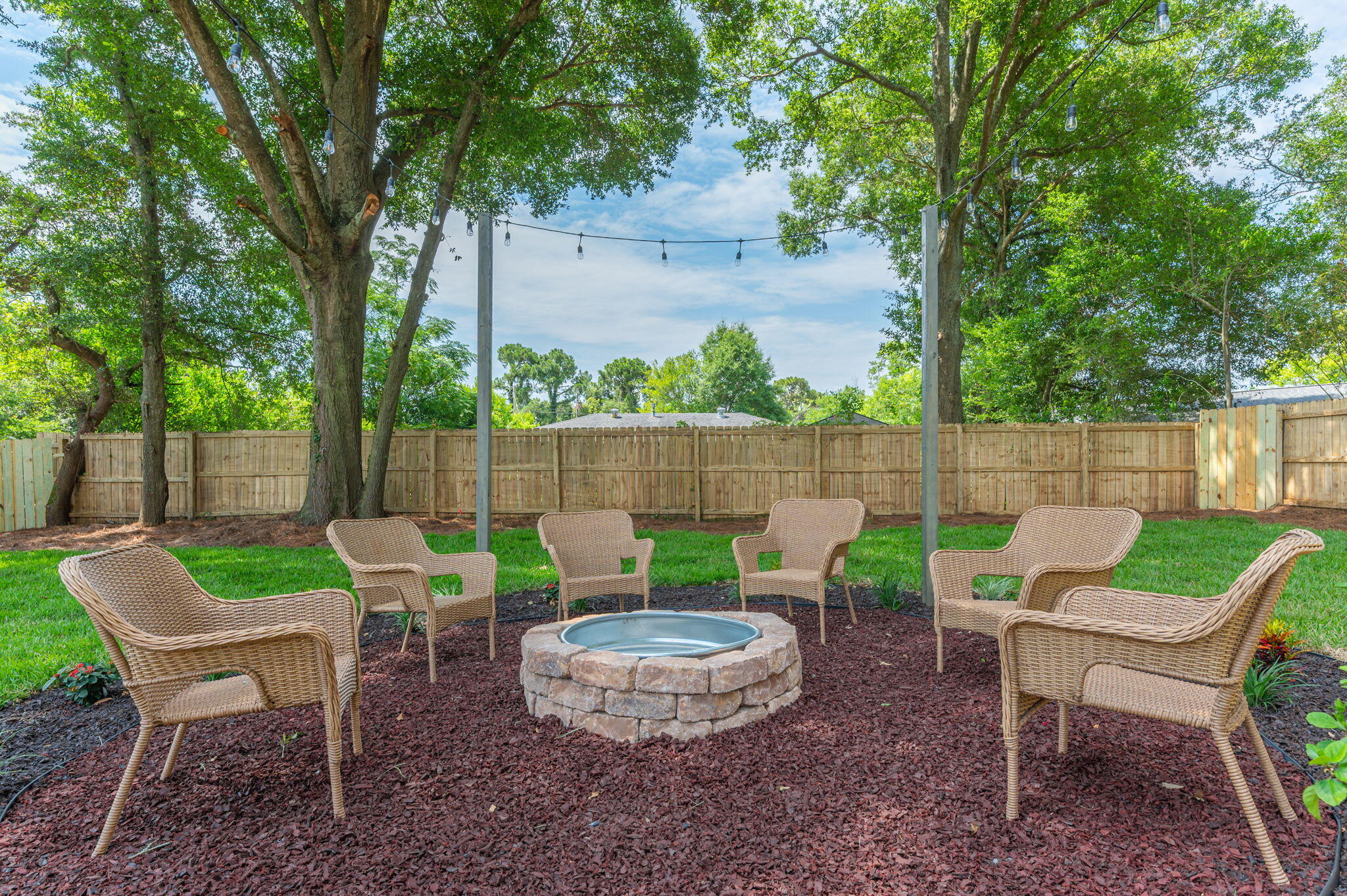 1ST ADD BEL-AIR S/D LOT 24 BLK A - Residential