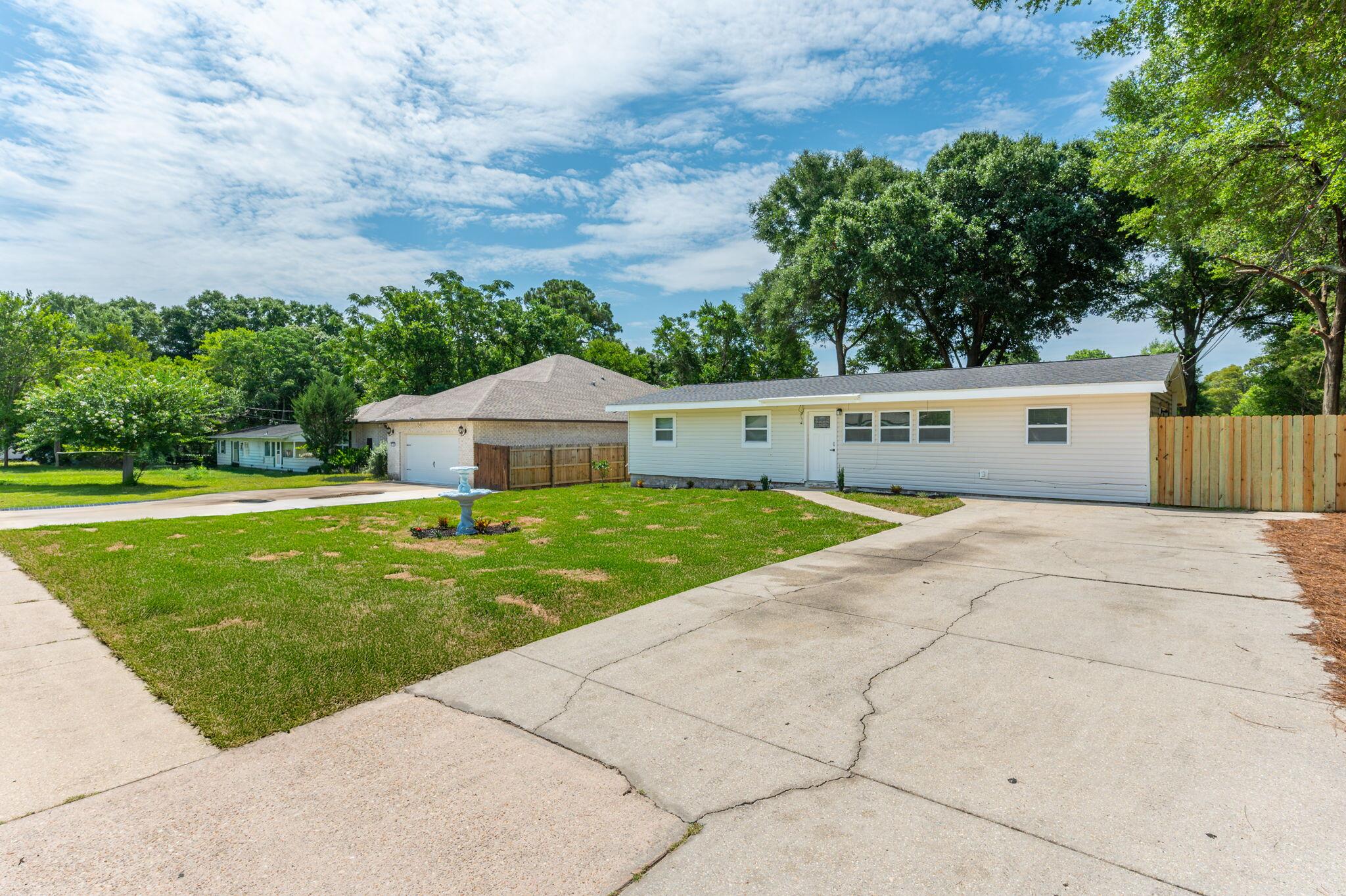 1ST ADD BEL-AIR S/D LOT 24 BLK A - Residential