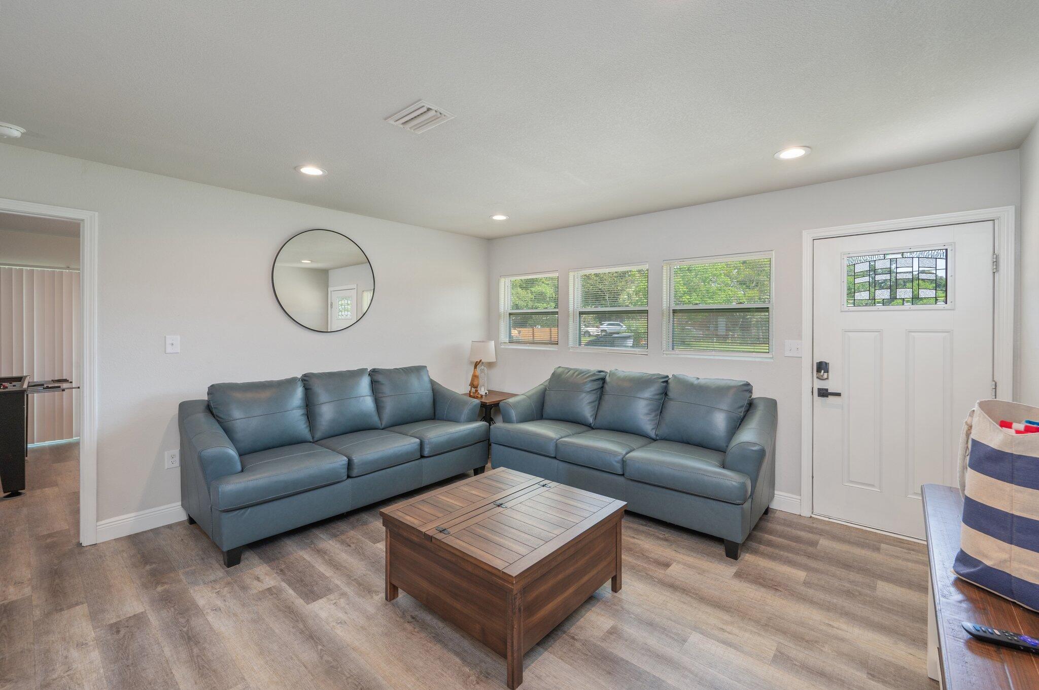 1ST ADD BEL-AIR S/D LOT 24 BLK A - Residential