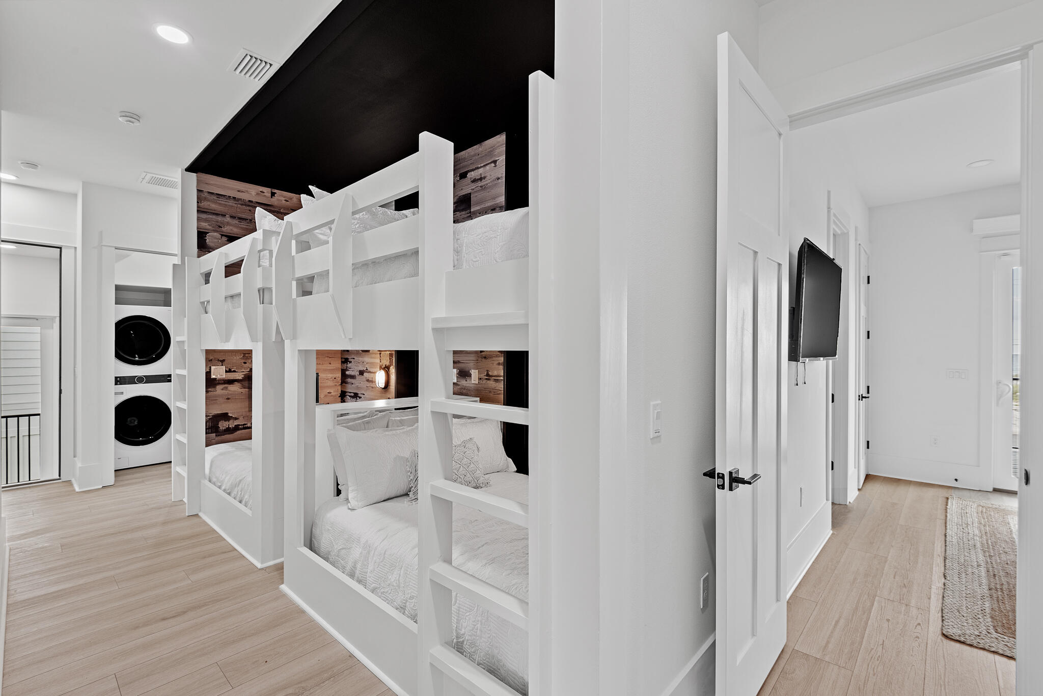 Sailmaker Cove - Residential