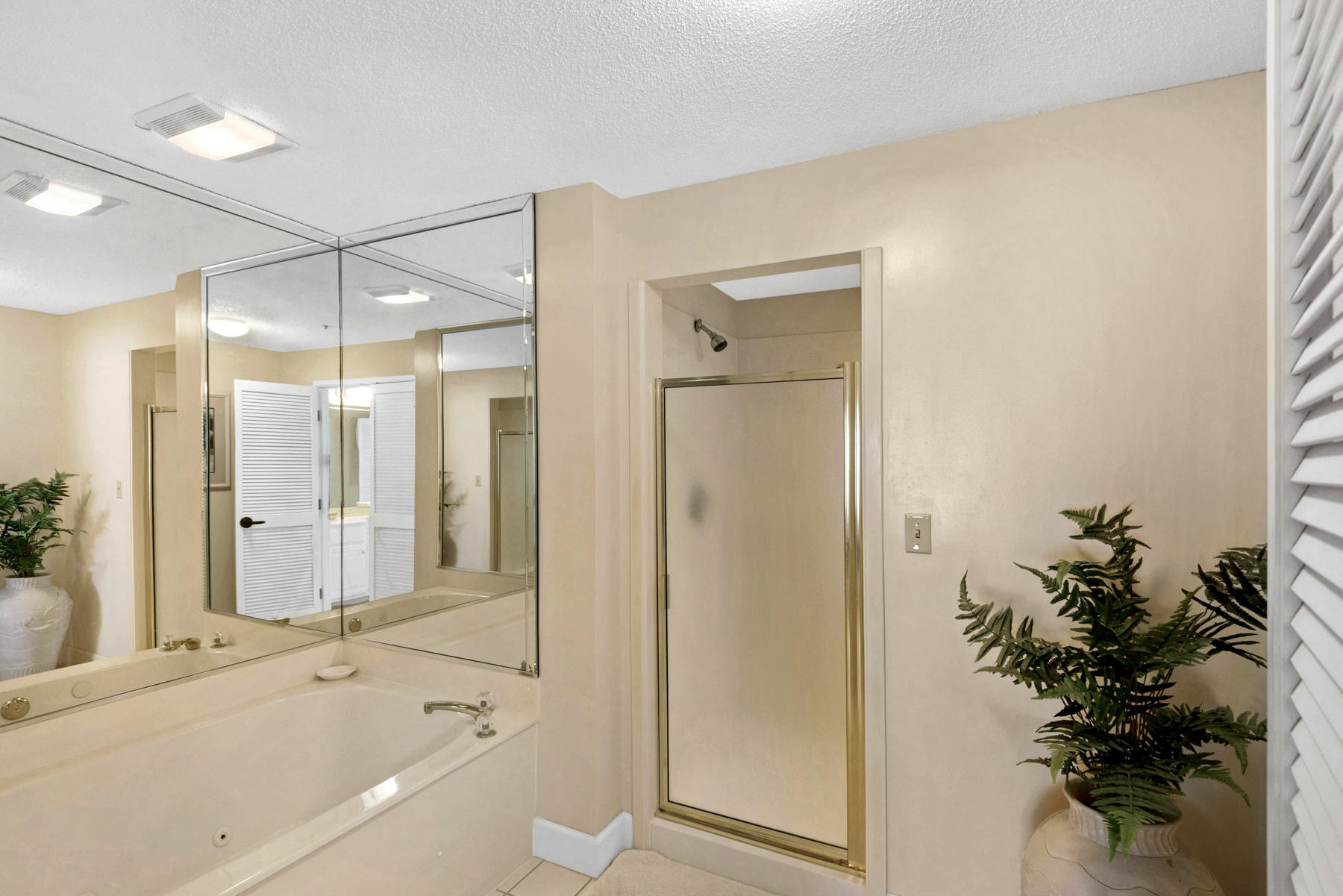 TIDES AT TOPS'L - Residential