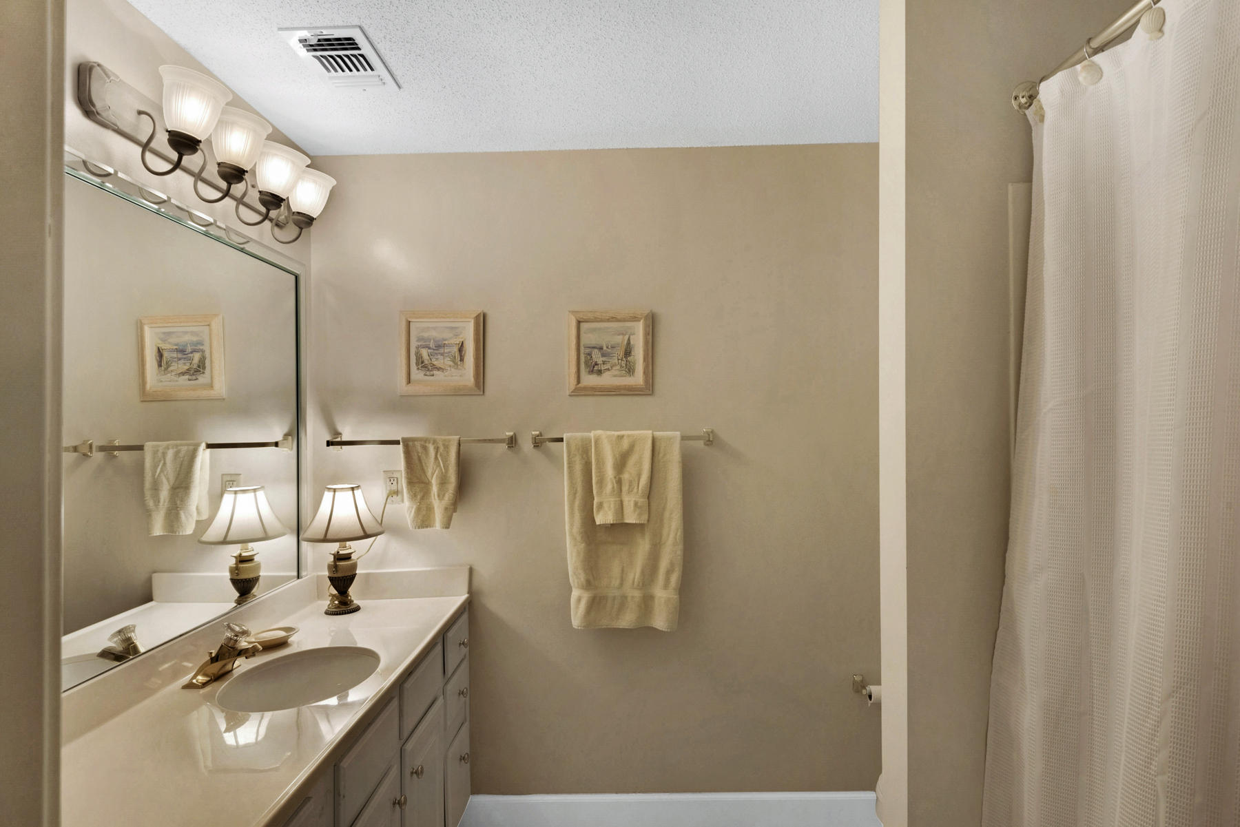 TIDES AT TOPS'L - Residential