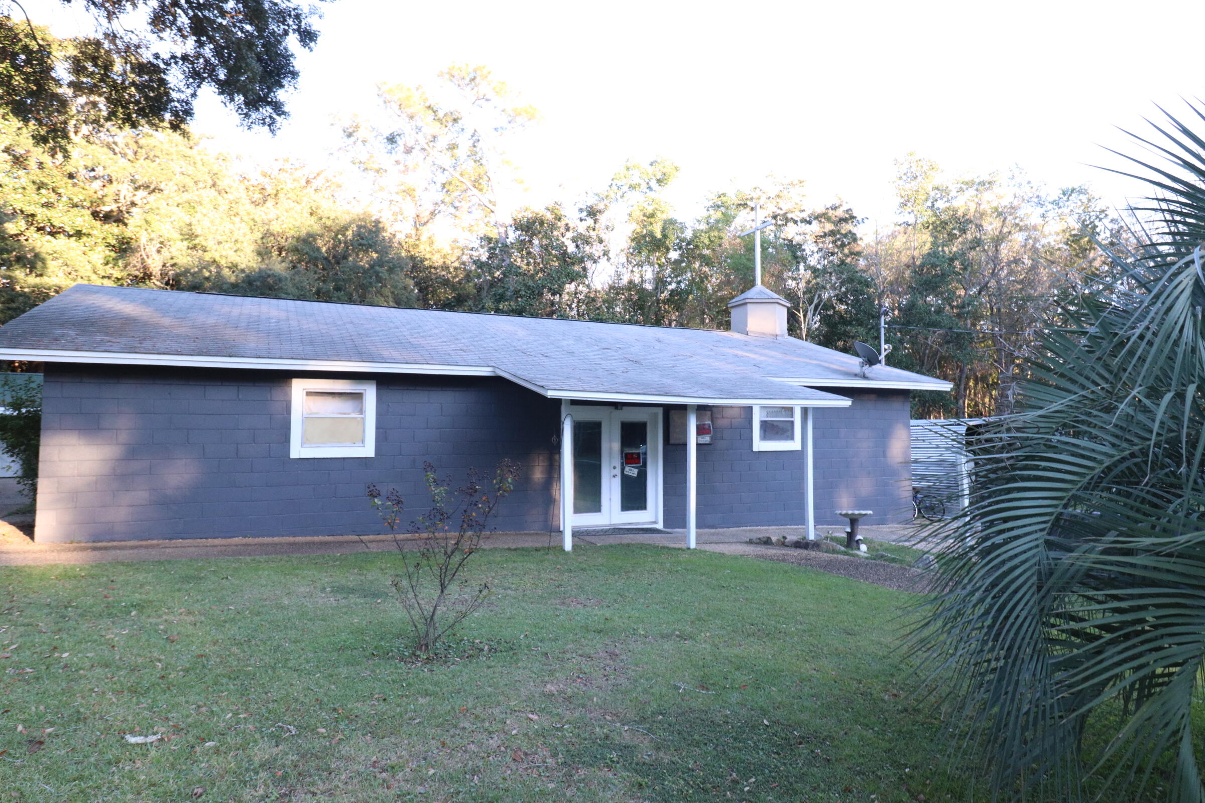 NO RECORDED SUBDIVISION - Residential