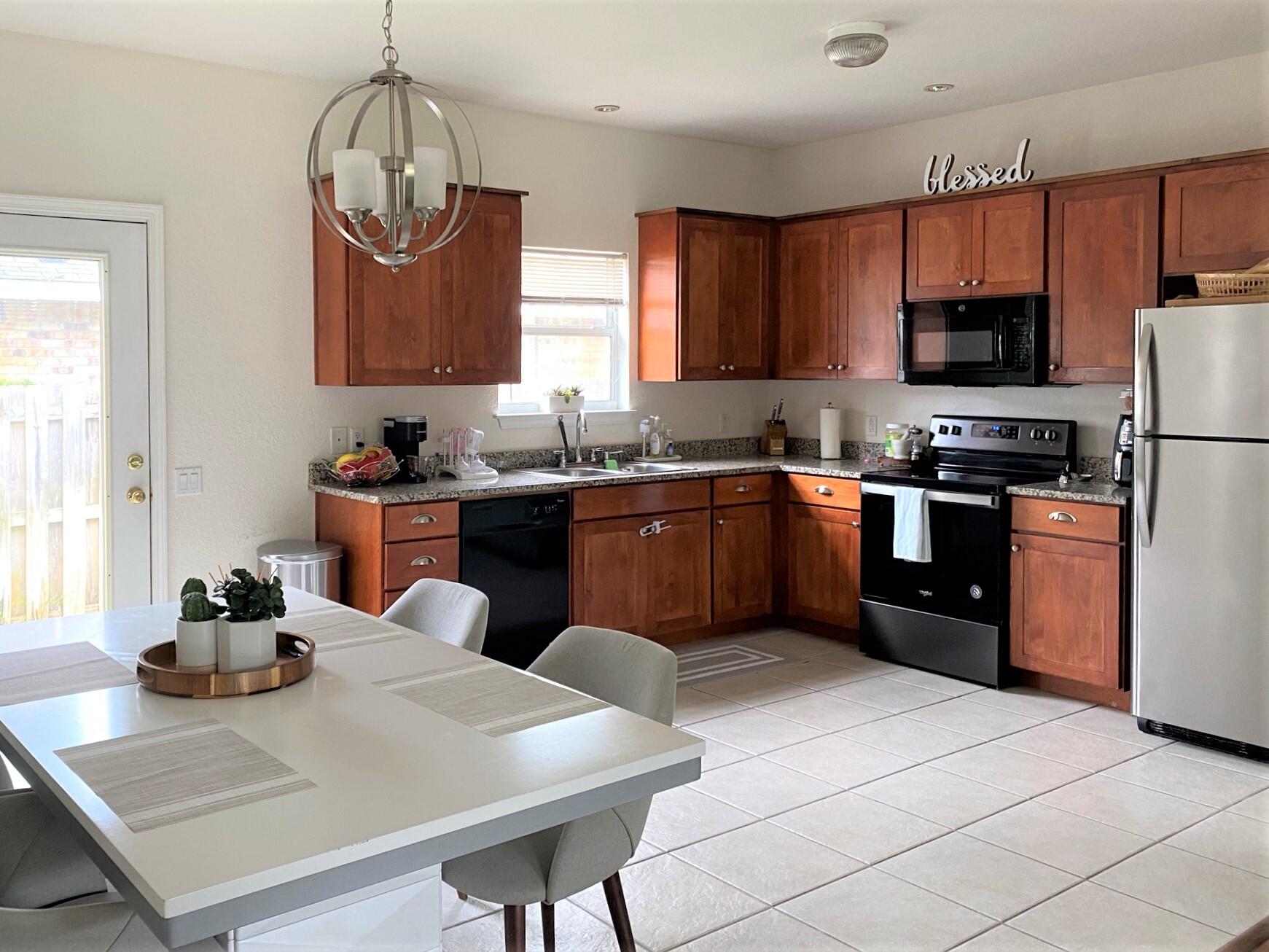 MACK BAYOU ESTATES - Residential