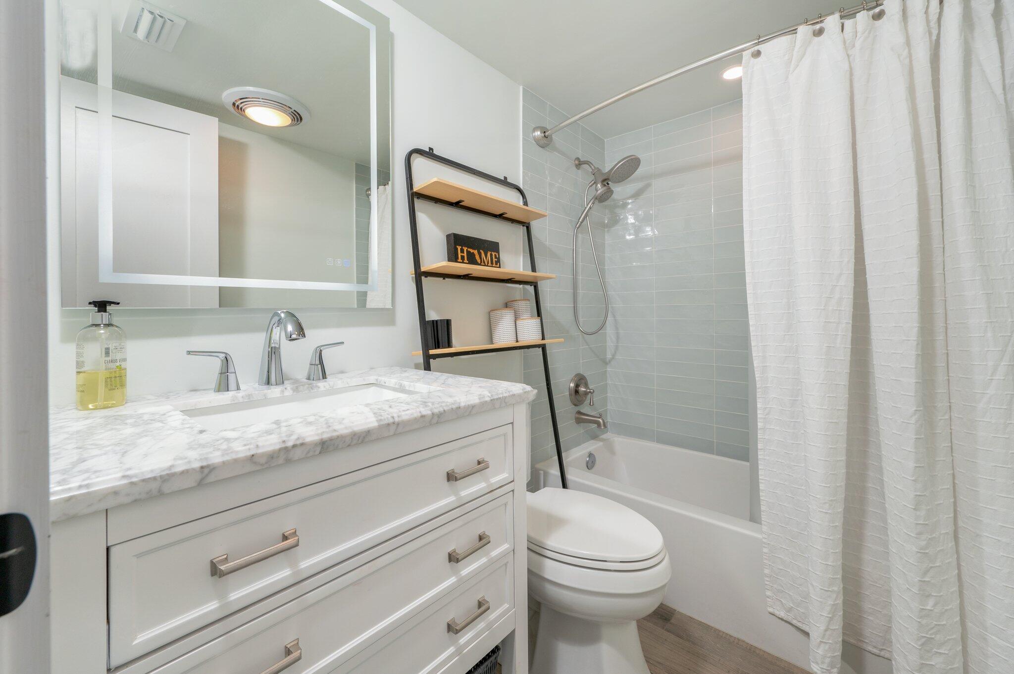 CEDARS CONDO - Residential