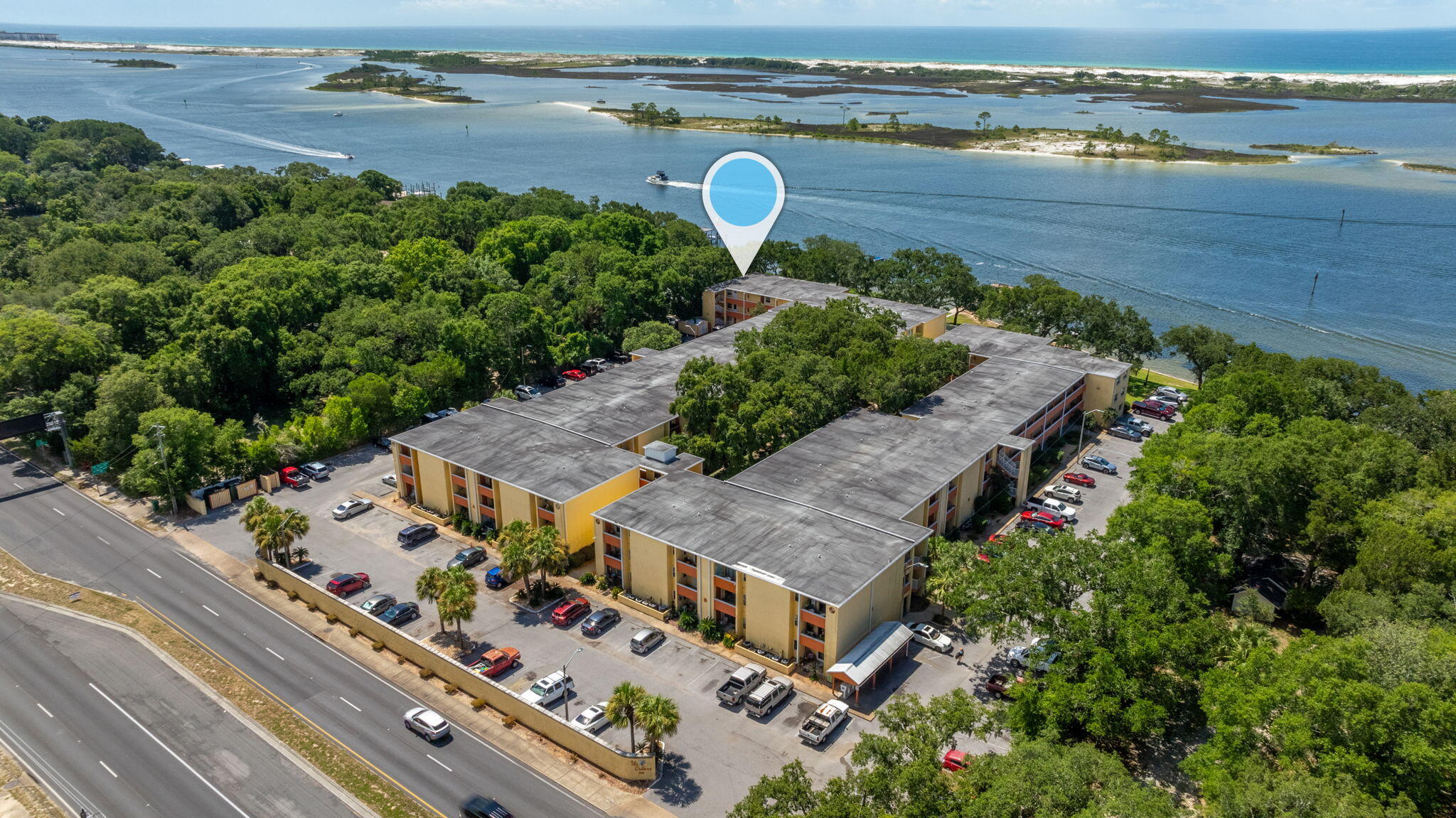 CEDARS CONDO - Residential