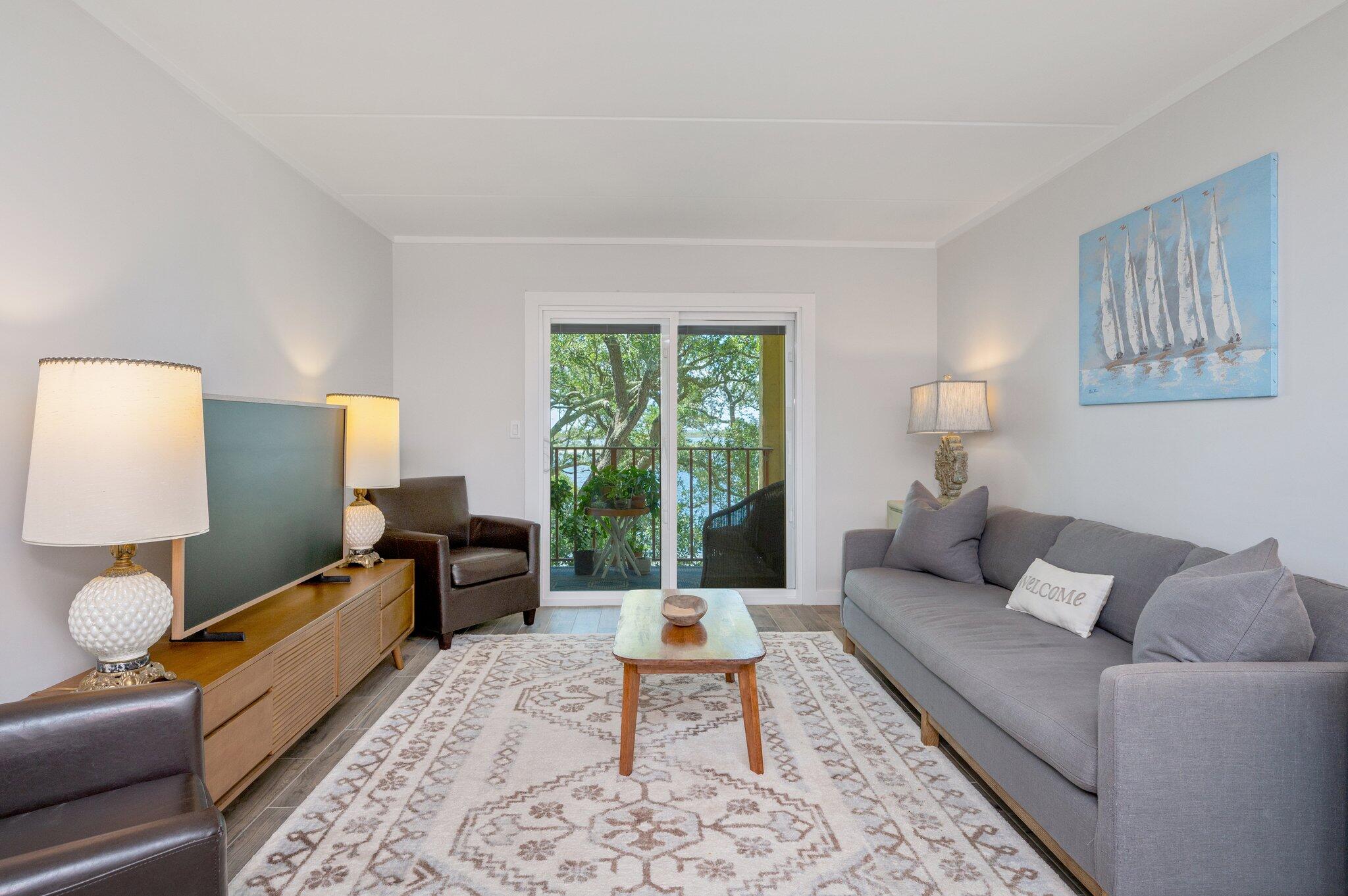 CEDARS CONDO - Residential