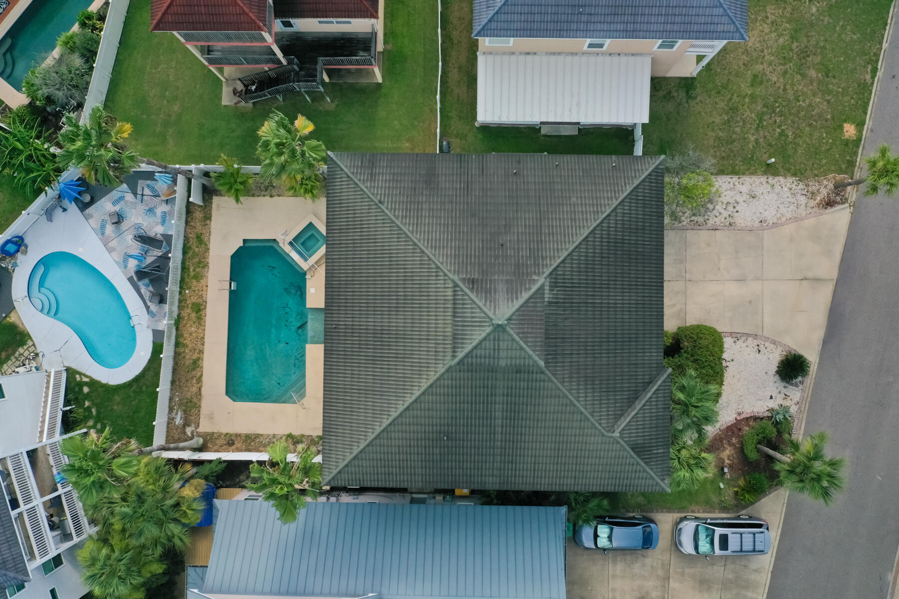 2400 Palm Harbor Drive