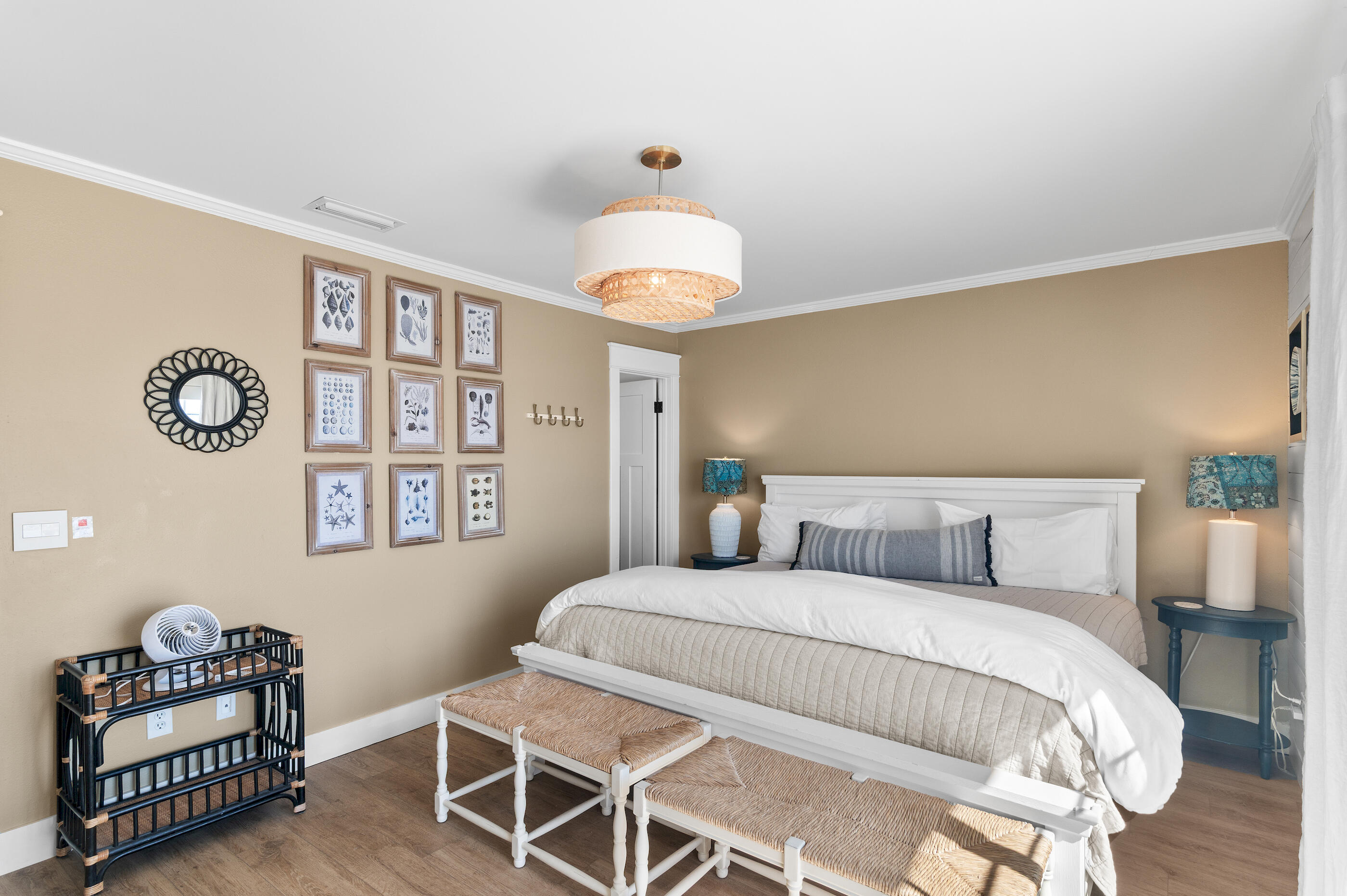 BEACHFRONT T/H - Residential