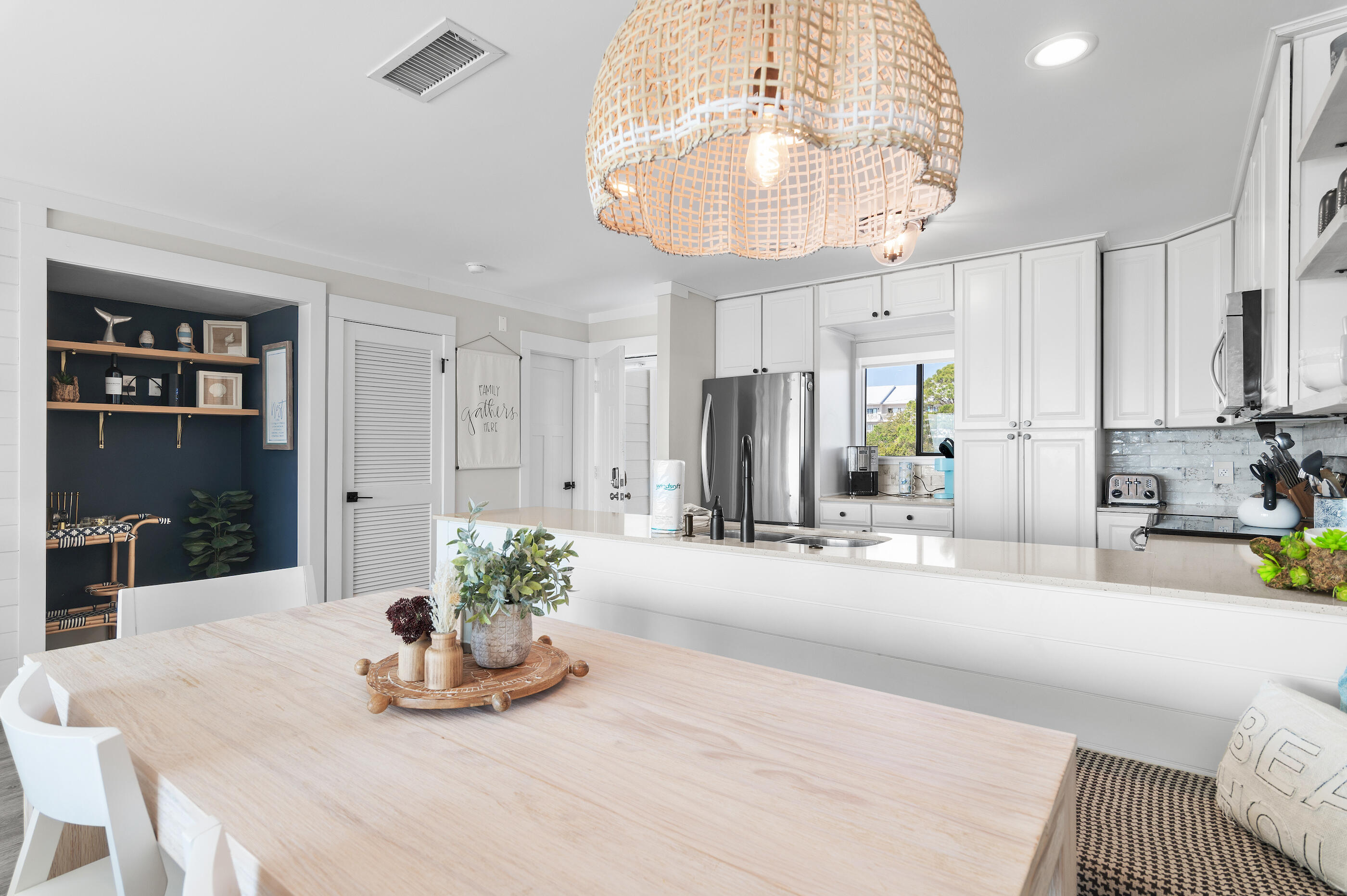 BEACHFRONT T/H - Residential