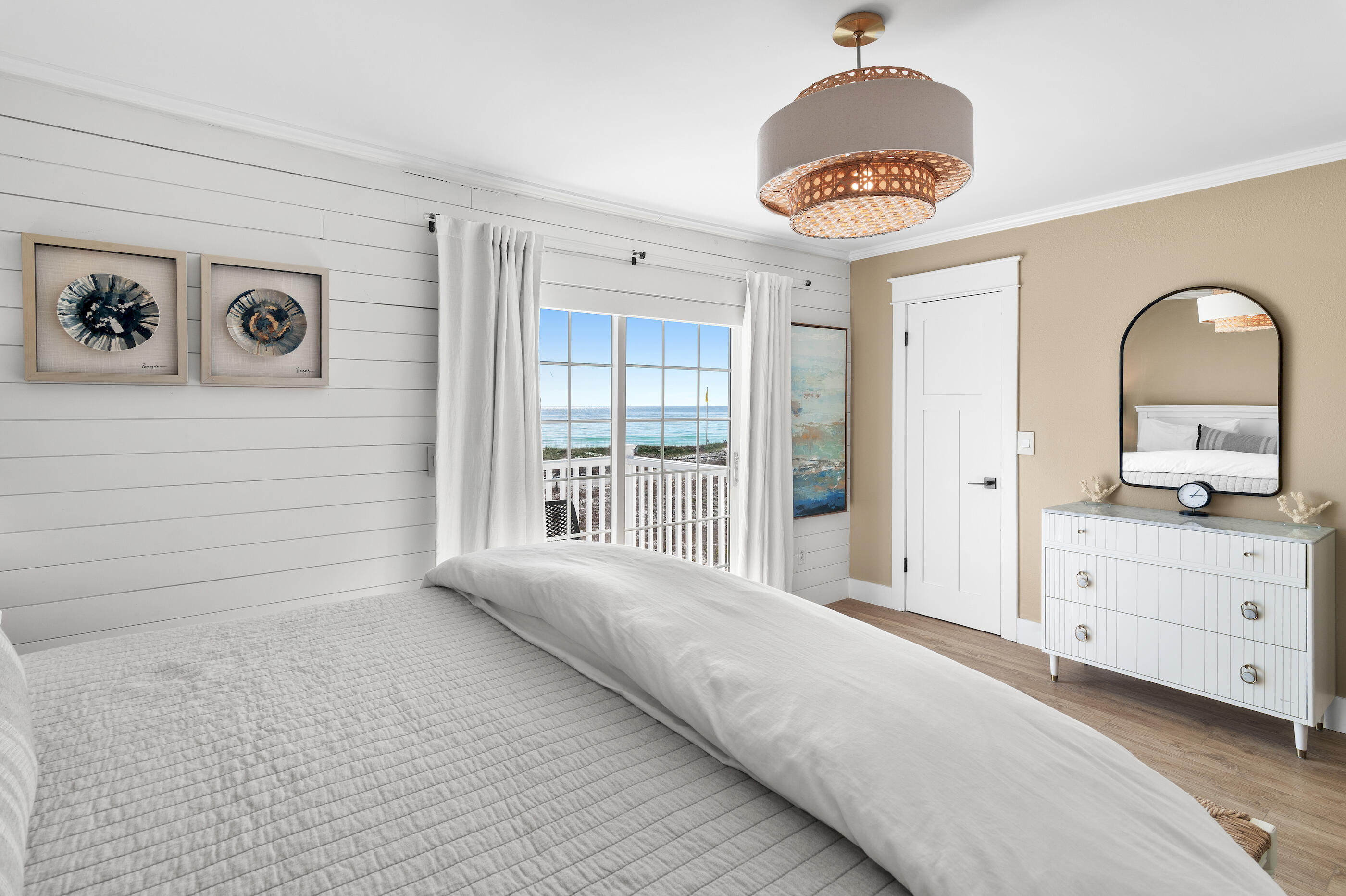 BEACHFRONT T/H - Residential