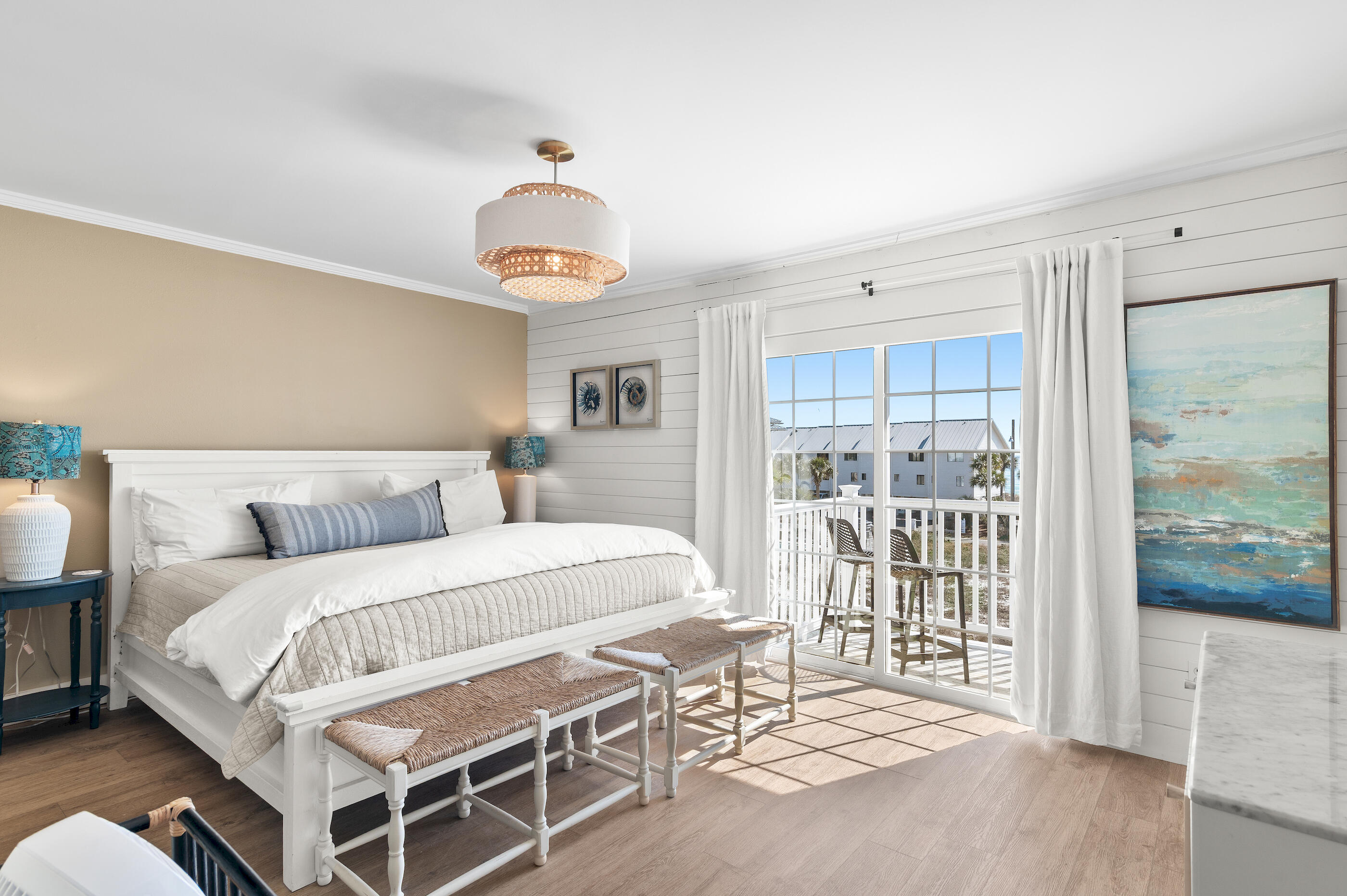 BEACHFRONT T/H - Residential