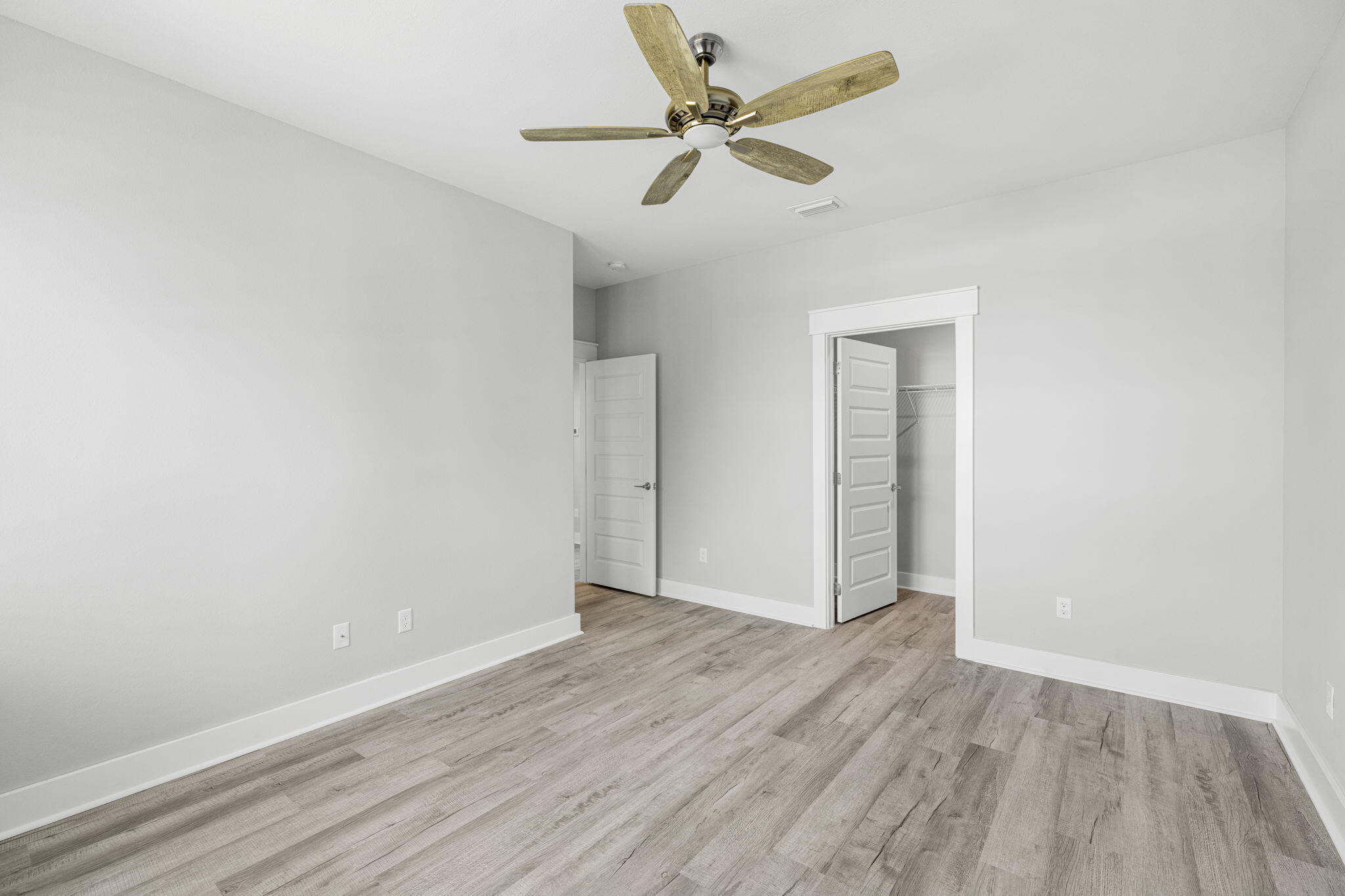 MAGNOLIA BEACH 1ST ADDN - Residential
