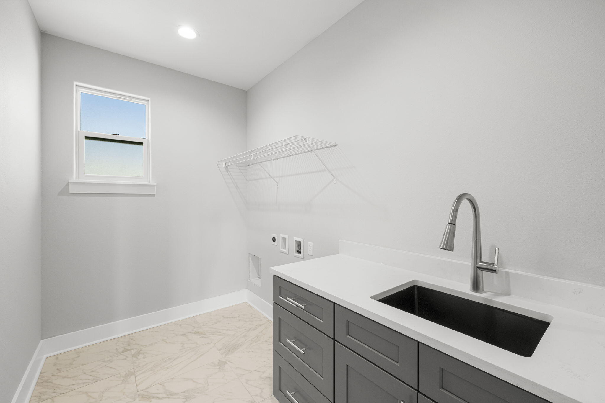 MAGNOLIA BEACH 1ST ADDN - Residential