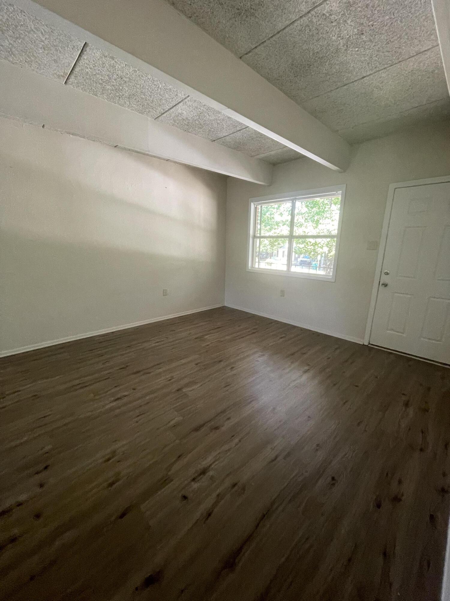 Rene Lynn Apartments - Residential Lease